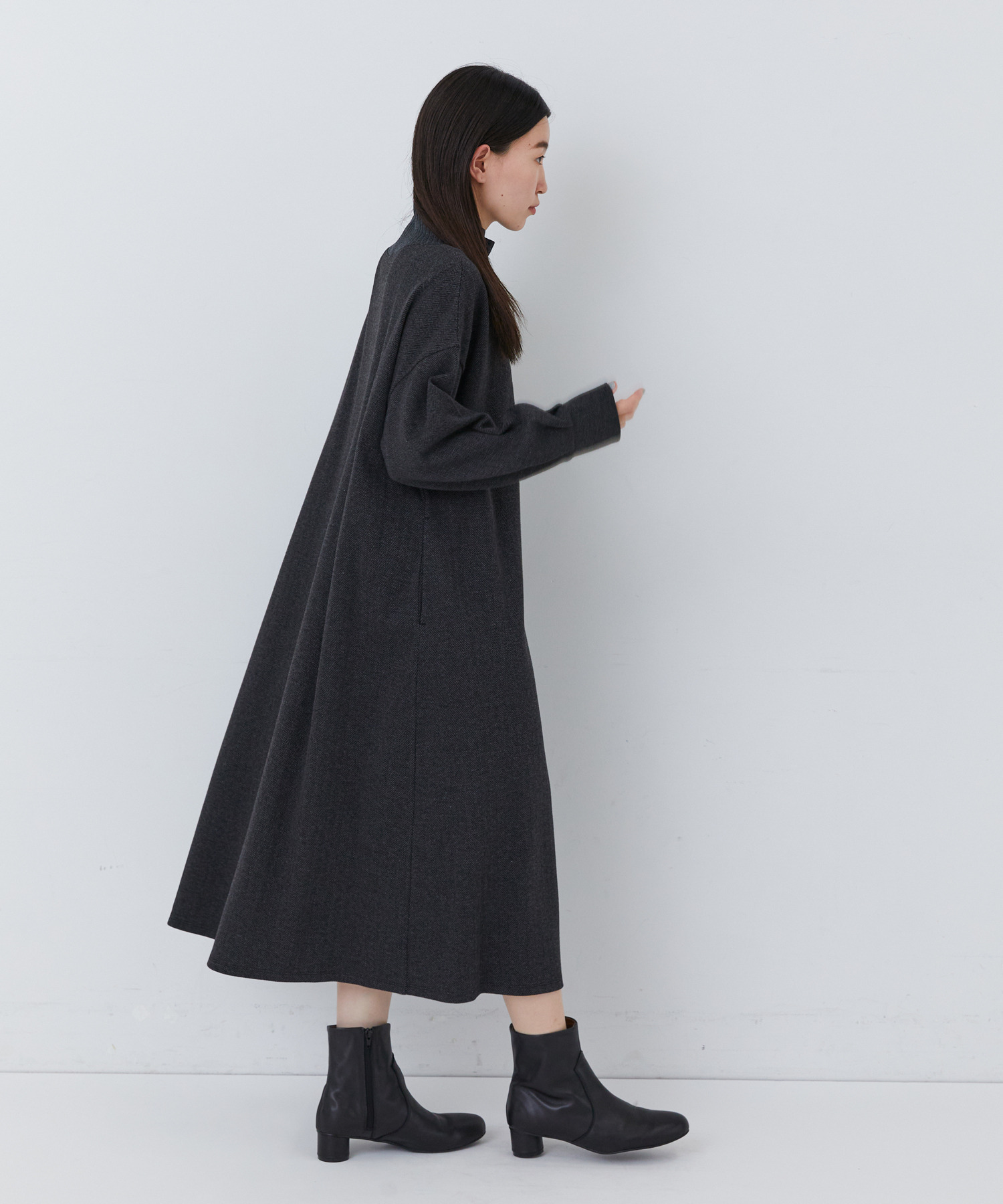 【congés payés】【11月ベストセラーブランド内1位】リブタートルワンピース 詳細画像 ベージュ 20