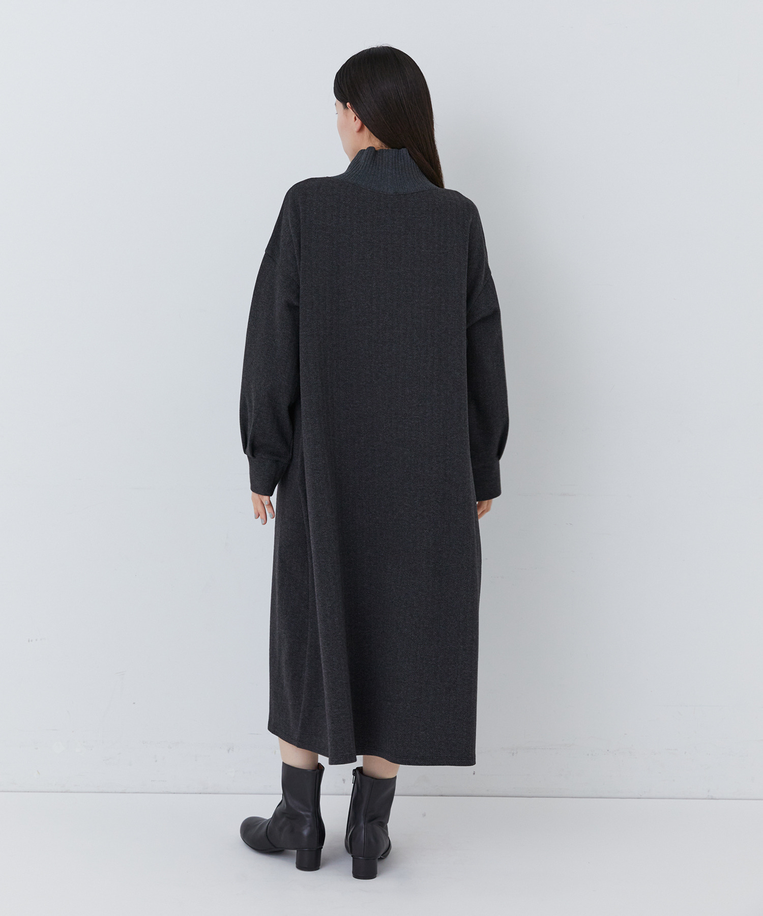 【congés payés】【11月ベストセラーブランド内1位】リブタートルワンピース 詳細画像 ベージュ 21