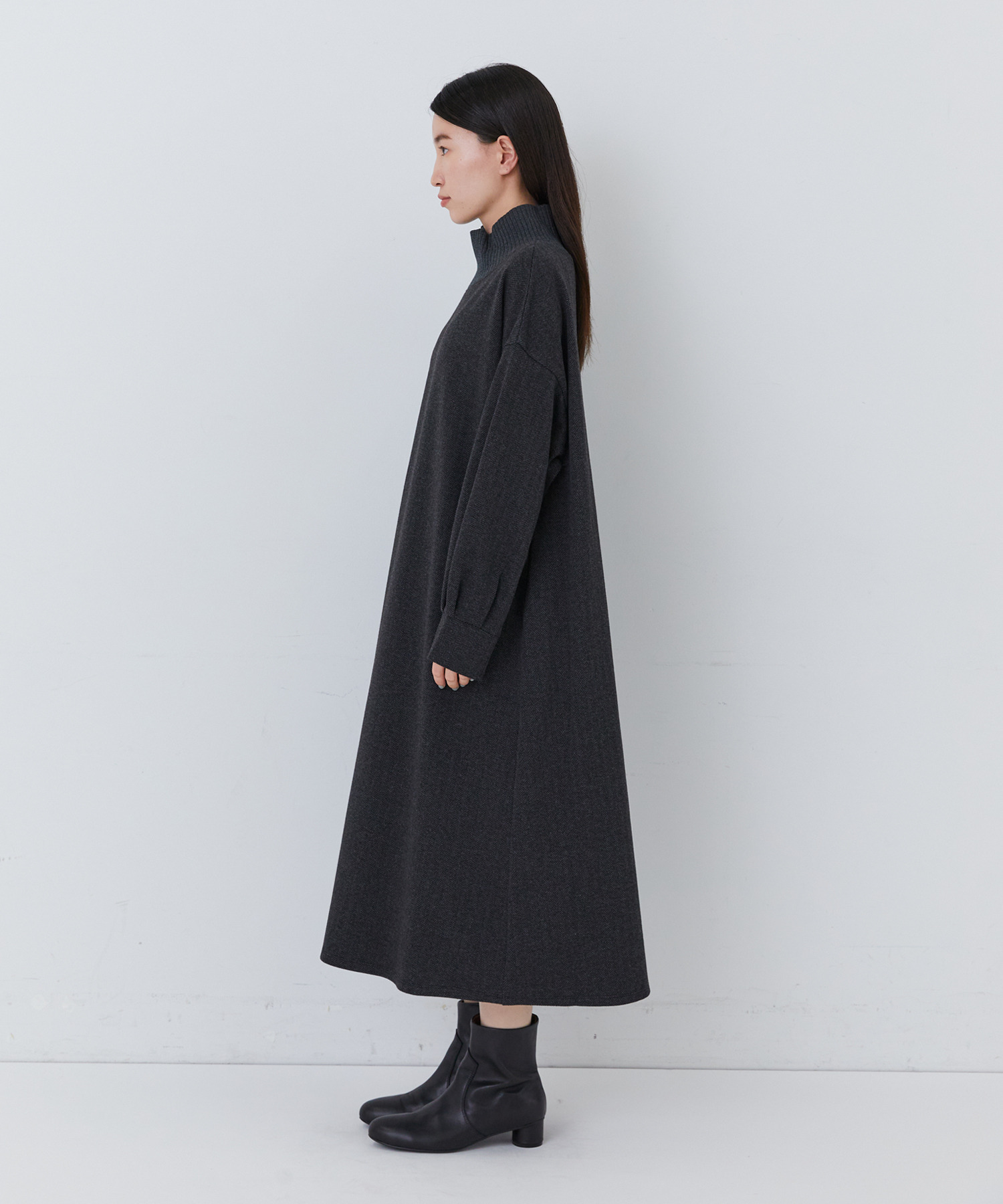 【congés payés】【11月ベストセラーブランド内1位】リブタートルワンピース 詳細画像 ベージュ 23