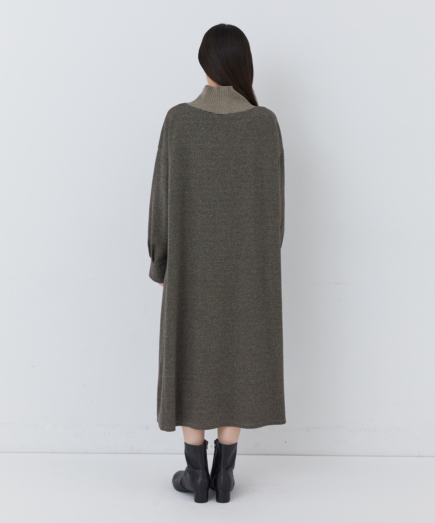 【congés payés】【11月ベストセラーブランド内1位】リブタートルワンピース 詳細画像 ベージュ 6