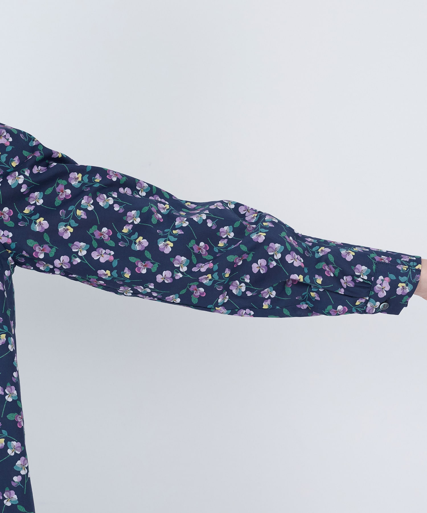 【ADIEU TRISTESSE】フリルカラーブラウス 詳細画像 ネイビー 21