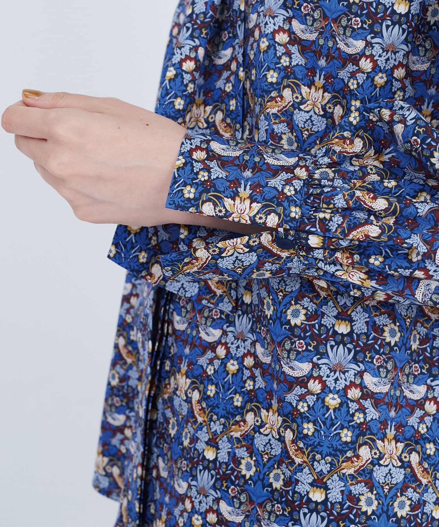 【ADIEU TRISTESSE】リバティプリントブラウス 詳細画像 ブルー系その他 17