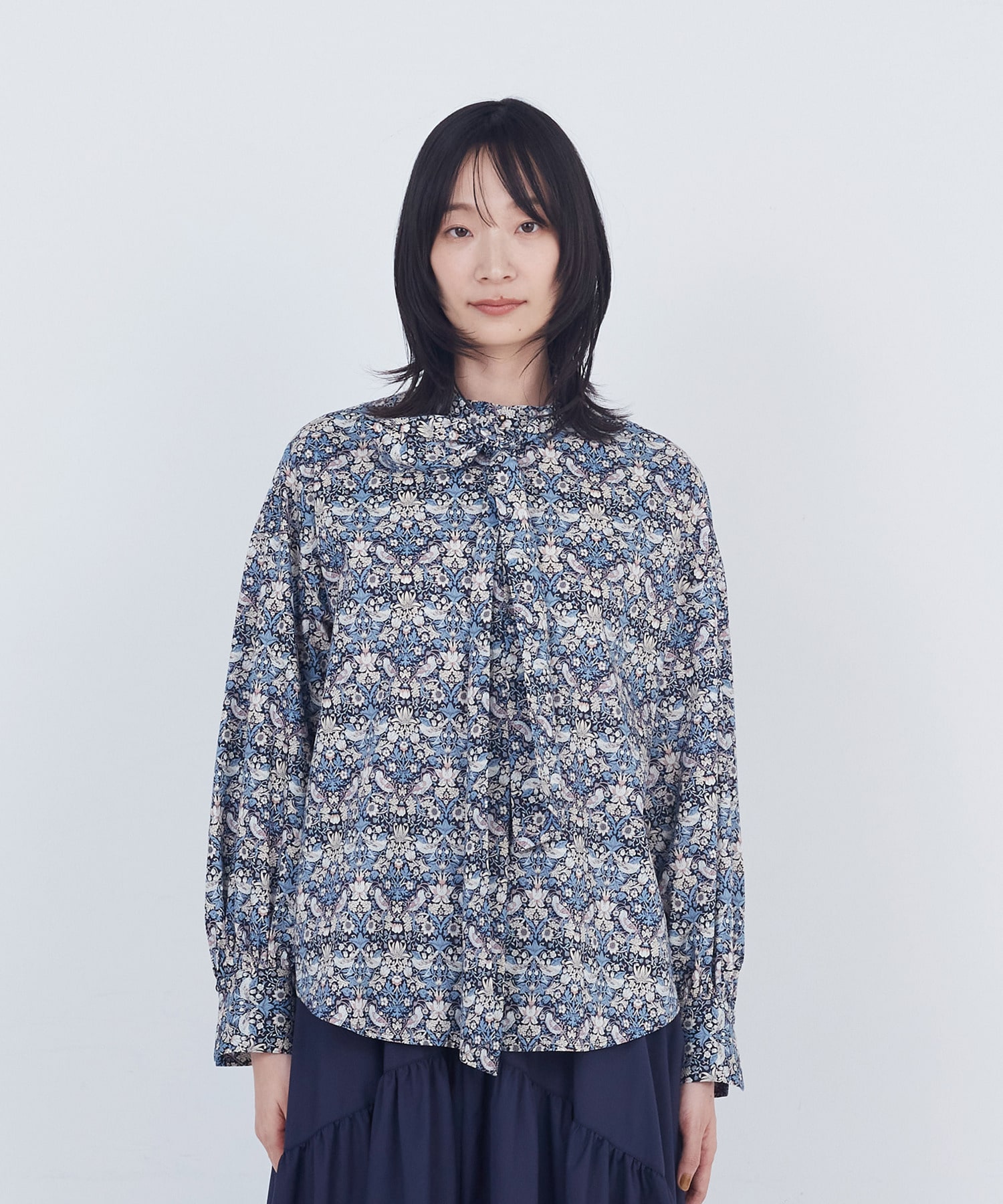 【ADIEU TRISTESSE】リバティプリントブラウス 詳細画像 ブルー系その他 4