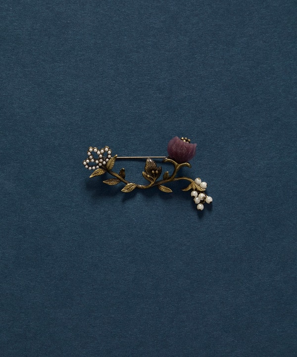 【ADIEU TRISTESSE】【クリスマスマルシェ】両サイドお花ブローチ