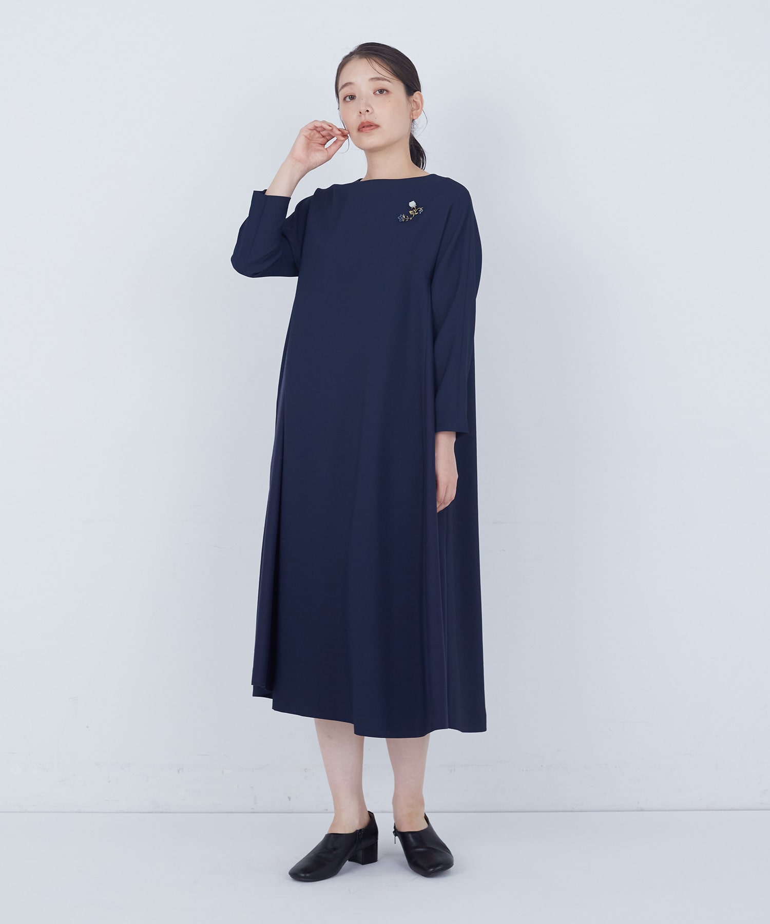 【ADIEU TRISTESSE】【クリスマスマルシェ】両サイドお花ブローチ 詳細画像 オフホワイト 3