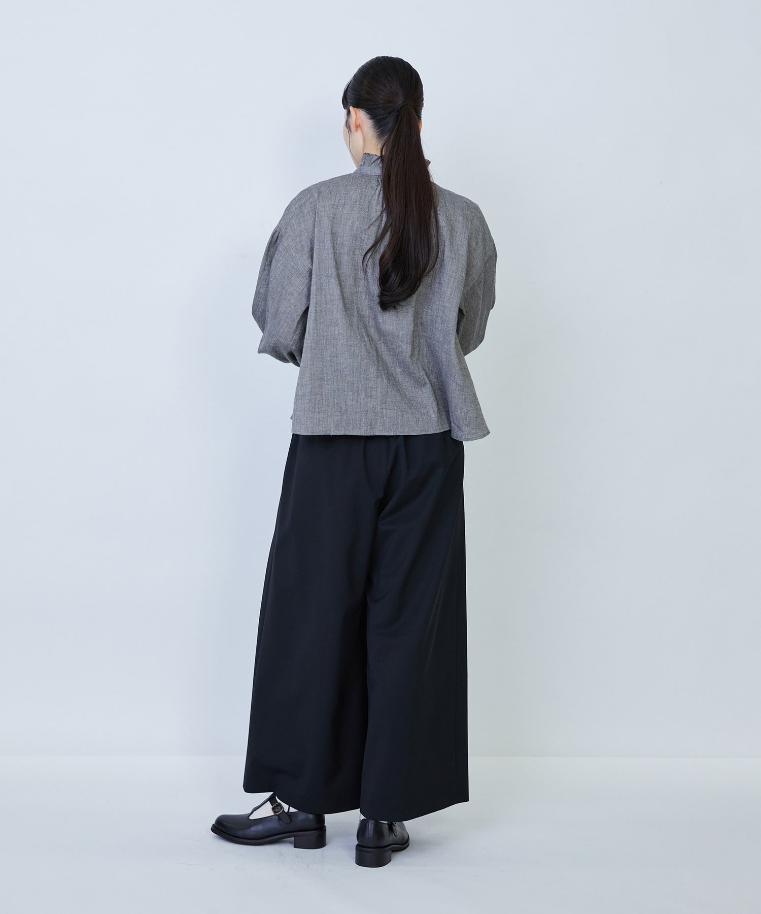 【LOISIR】リネンコットンヤクローンフリルカラーブラウス 詳細画像 グレー 3