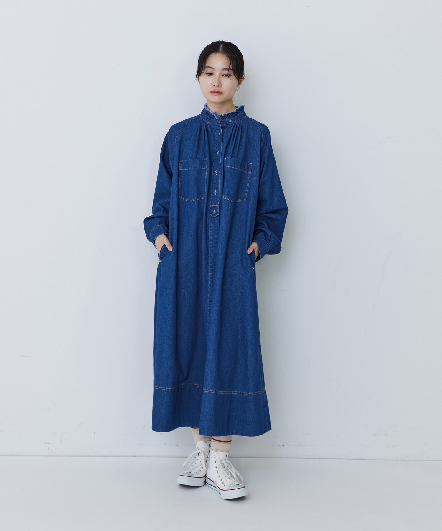 【congés payés】フリルカラーデニムワンピース 詳細画像 インディゴブルー 1