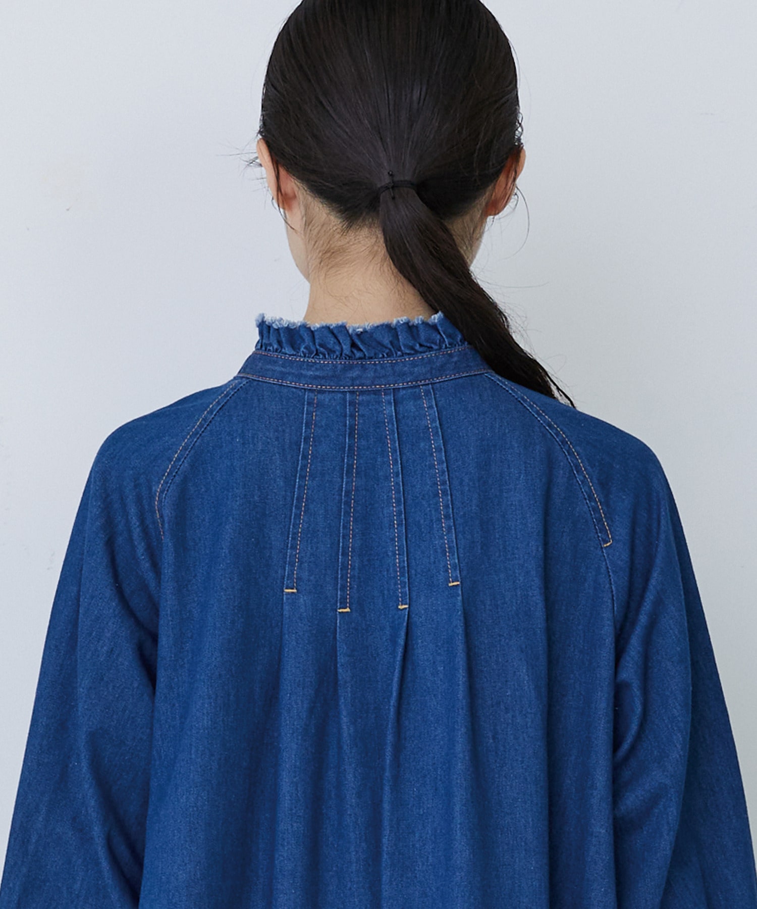 【congés payés】フリルカラーデニムワンピース 詳細画像 インディゴブルー 11