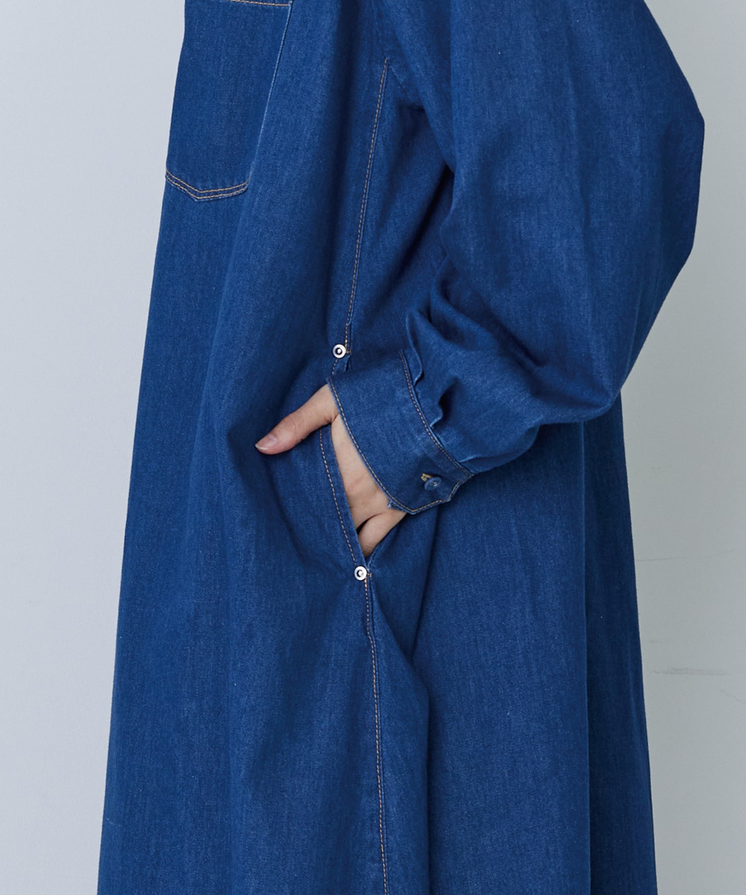 【congés payés】フリルカラーデニムワンピース 詳細画像 インディゴブルー 13