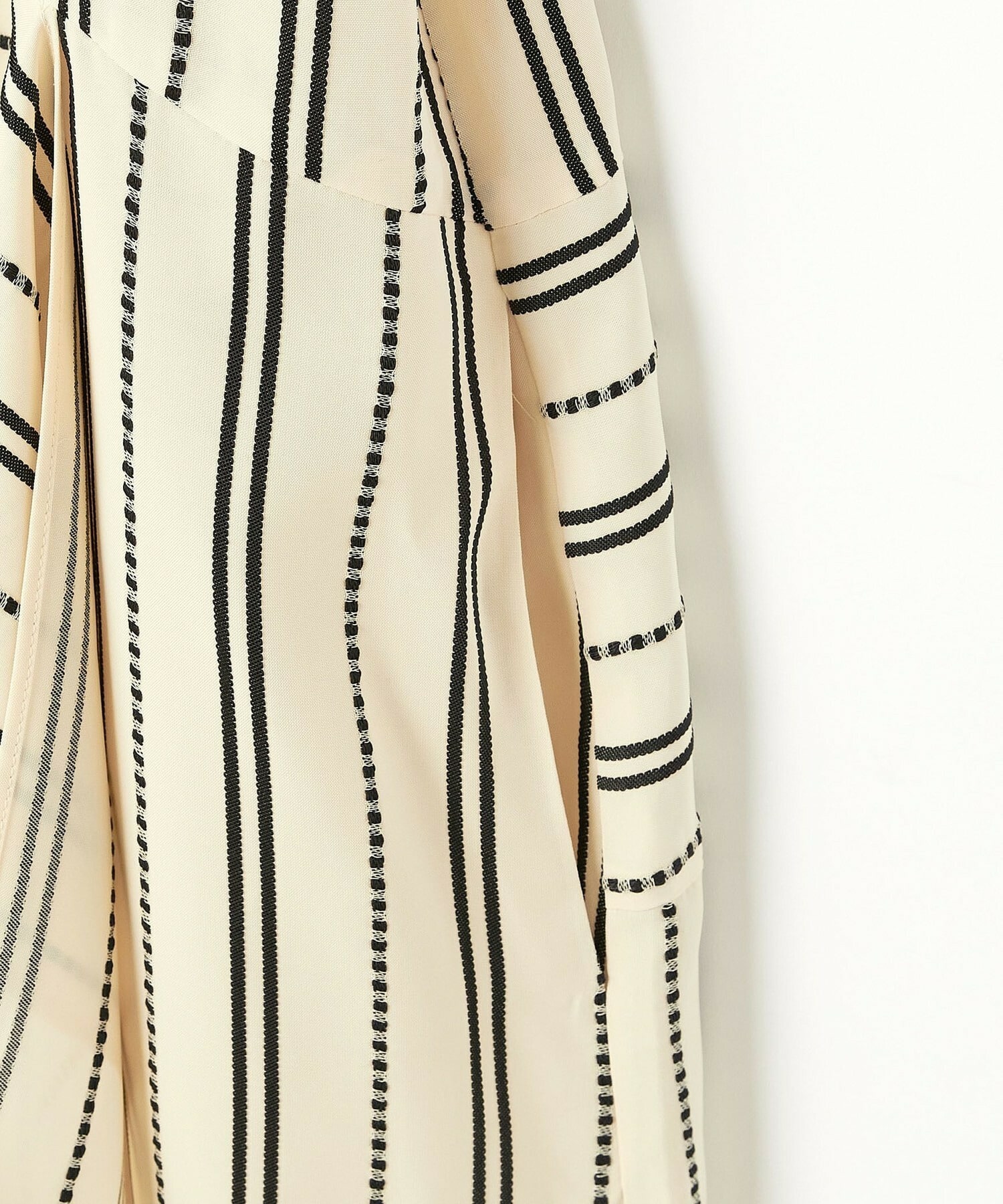 【MOGA Collection】MOGA Collection　レーヨンポリストライプワンピース 詳細画像 ホワイト×ブラック 25