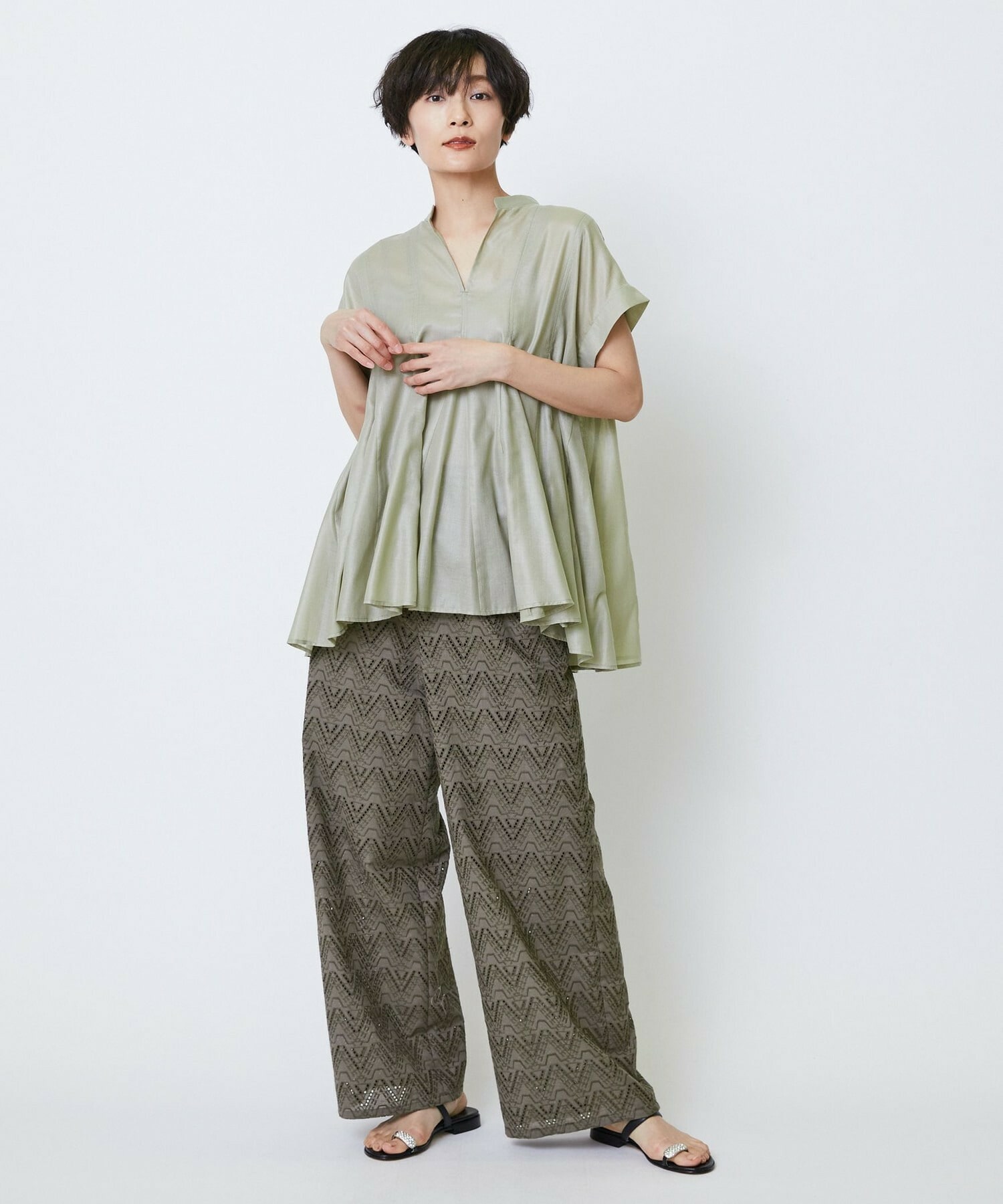 【feerique】feerique コットンレースワイドパンツ 詳細画像 ブラック 11