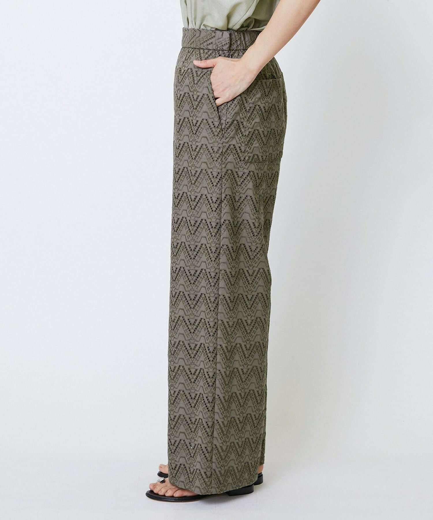 【feerique】feerique コットンレースワイドパンツ 詳細画像 ブラック 20