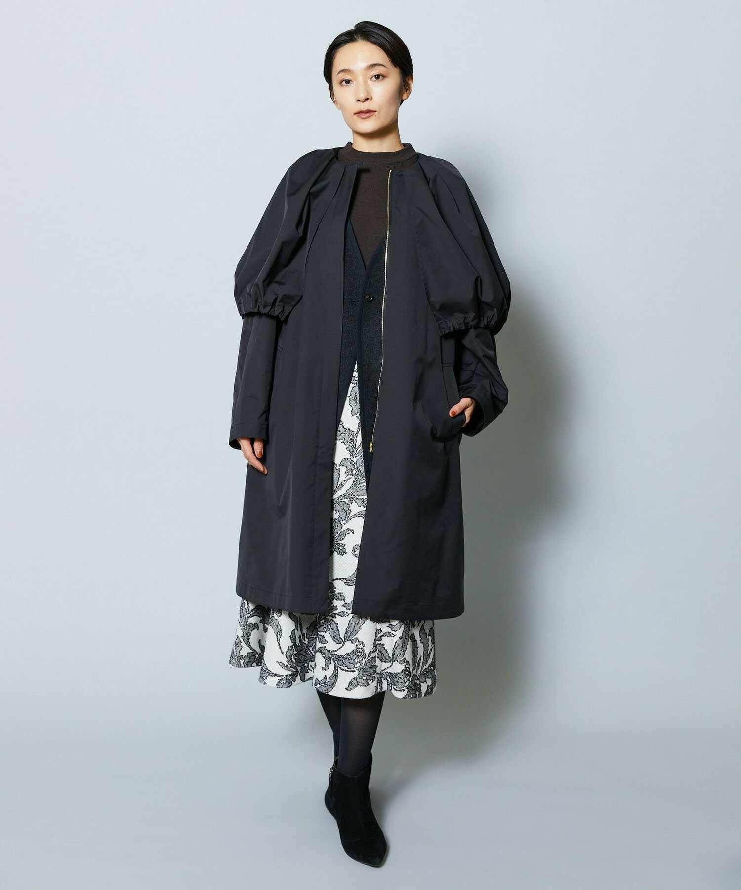 【MOGA Collection】MOGA Collection ポリエステルロングサテンコート 詳細画像 ブラック 1