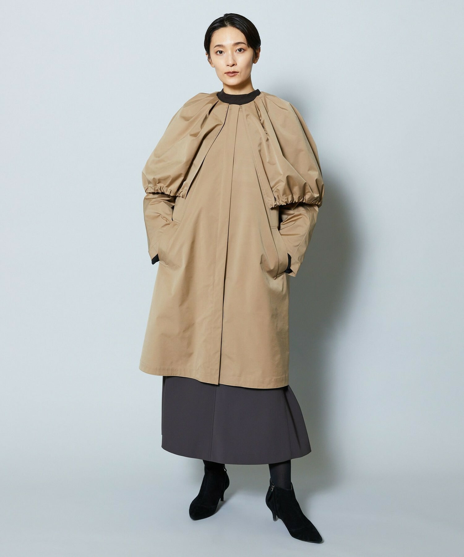 【MOGA Collection】MOGA Collection ポリエステルロングサテンコート 詳細画像 ベージュ 1