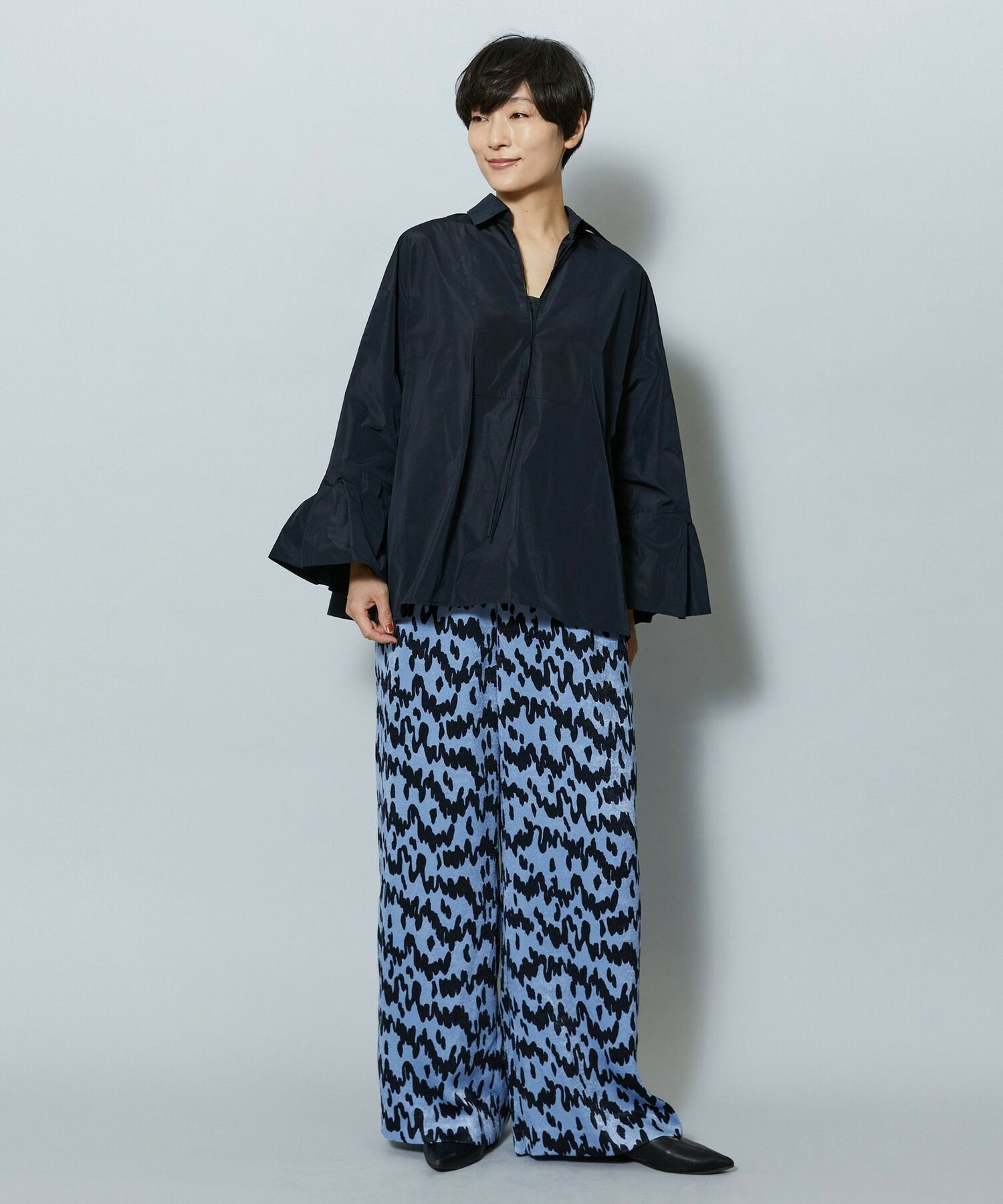 【MOGA】ベルベットサテンハンドドローイングプリントパンツ 詳細画像 サックスブルー 5