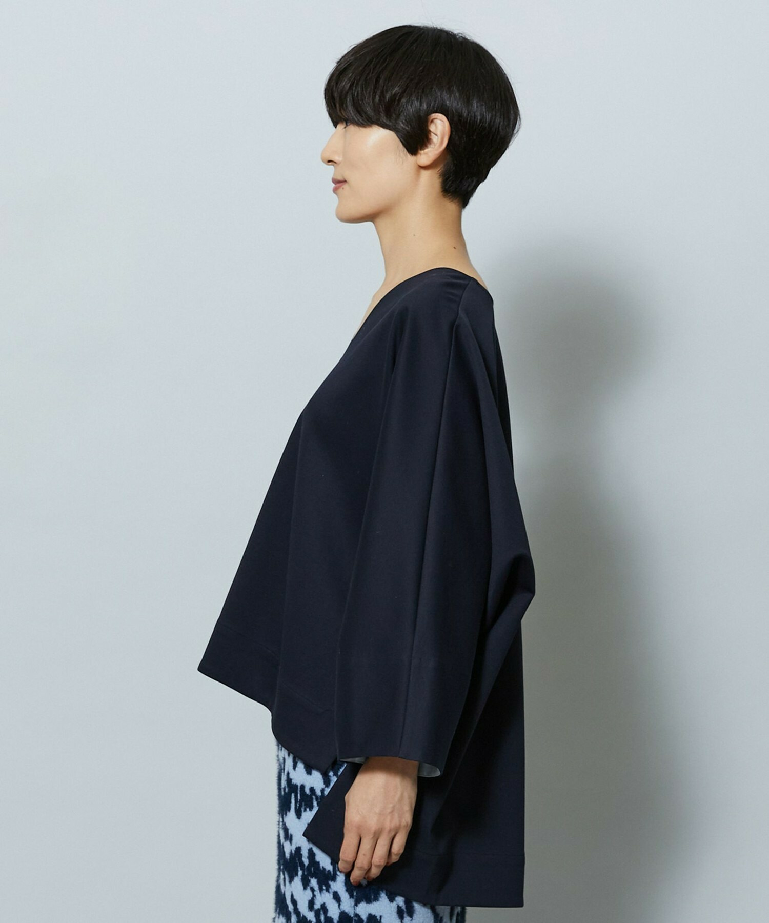 ビアズリー　ドルマンスリーブ フリル　ジップアップ　ジャケット　黒　ブラック 楽天市場】ドルマンスリーブオーバーシアーシャツ トップス