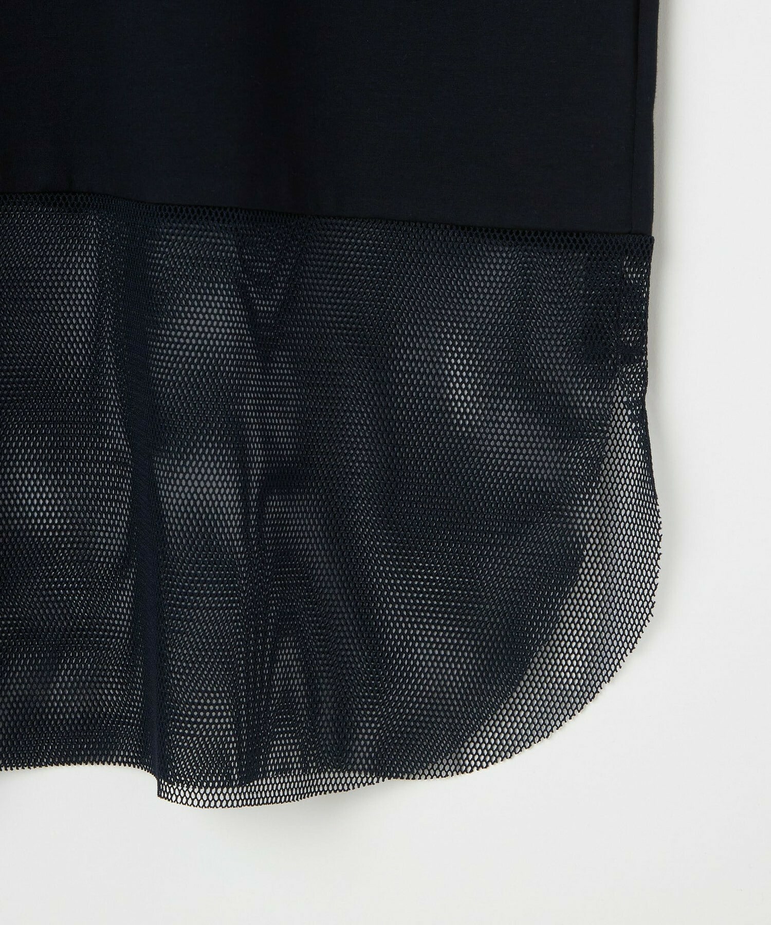 【feerique】feerique コンパクト天竺ドッキングプルオーバー 詳細画像 ブラック 3