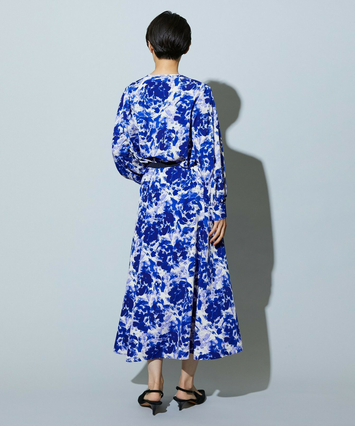 【wb】wb アブストラクトライクプリントブラウス 詳細画像 ベージュ 14