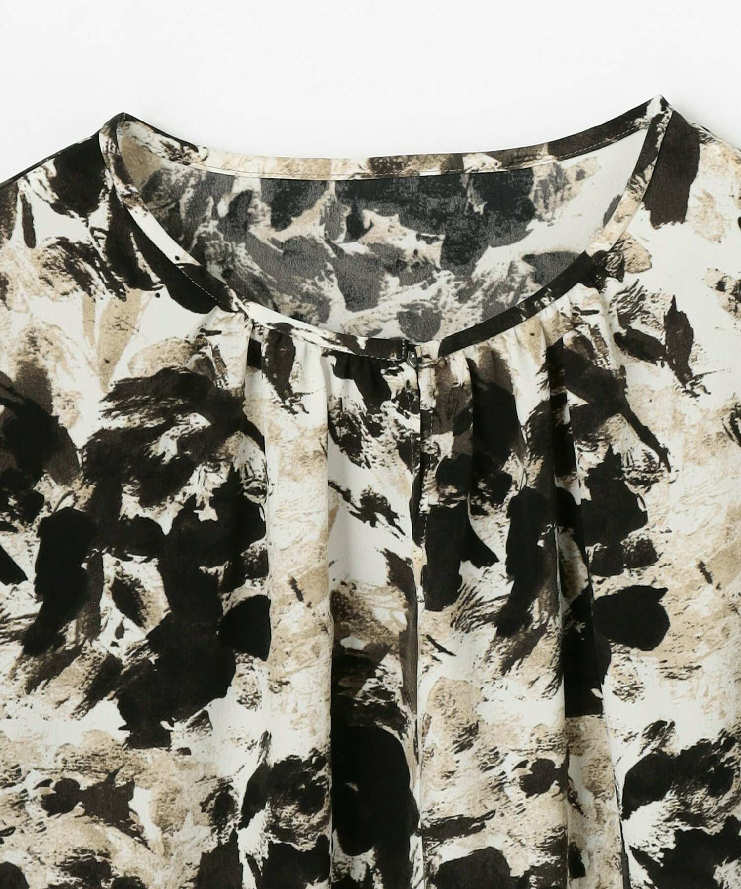 【wb】wb アブストラクトライクプリントブラウス 詳細画像 ベージュ 22