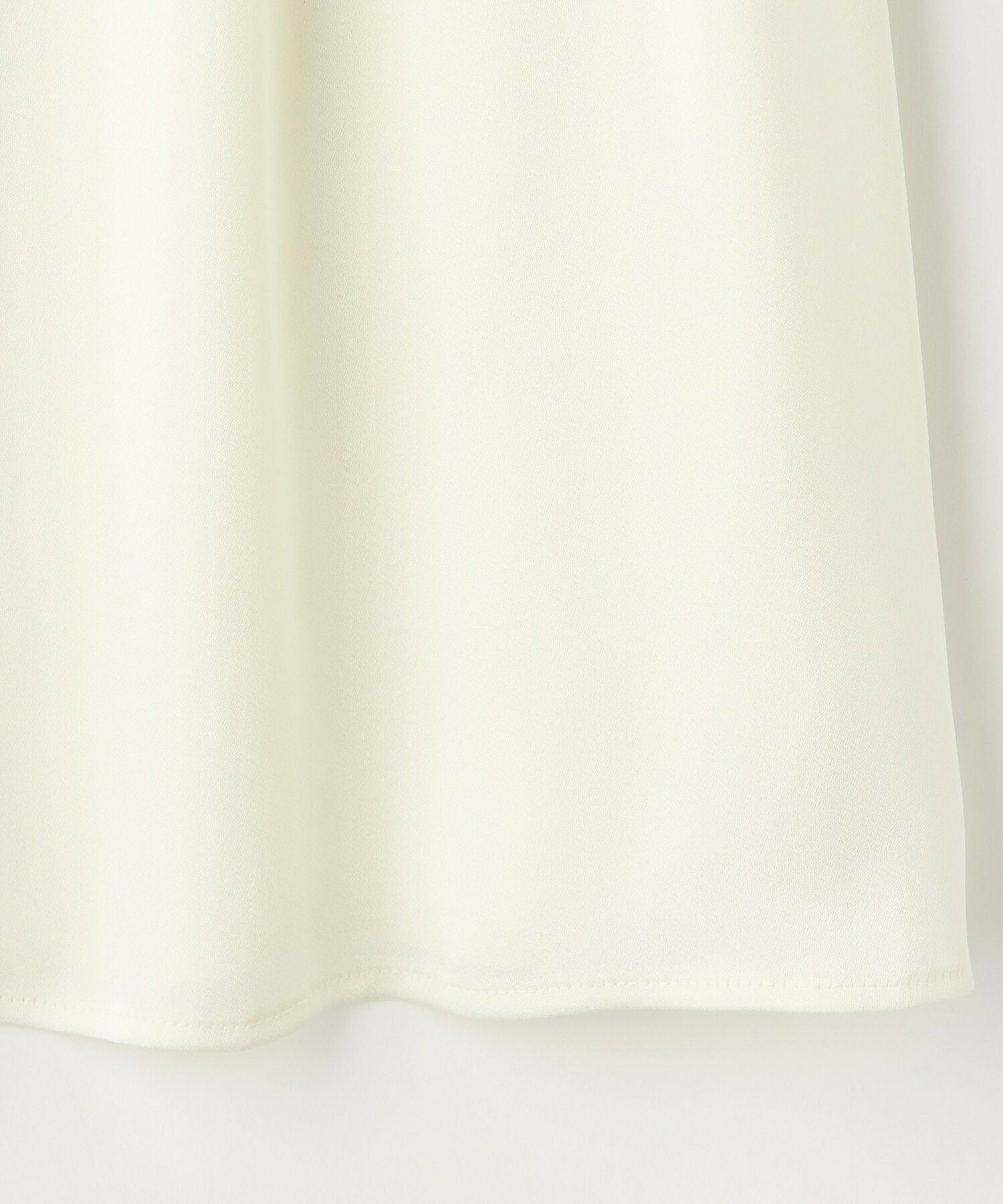 【wb】wb バックサテンジョーゼットVネックブラウス 詳細画像 オフホワイト 28