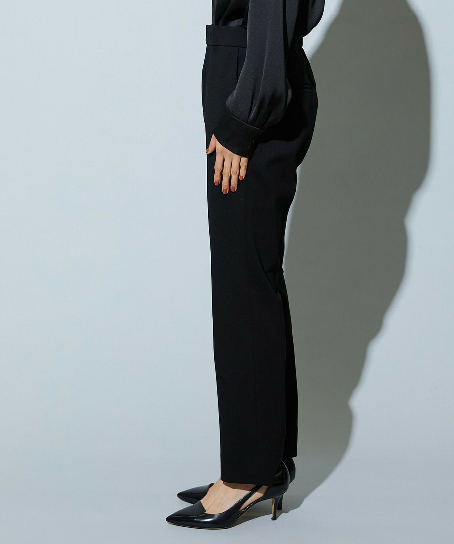 【wb】wb ハイゲージポンチタイトストレートパンツ 詳細画像 チャコールグレー 20