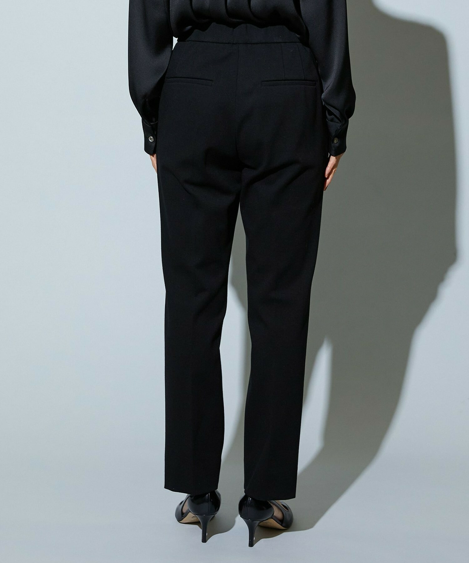 【wb】wb ハイゲージポンチタイトストレートパンツ 詳細画像 チャコールグレー 21