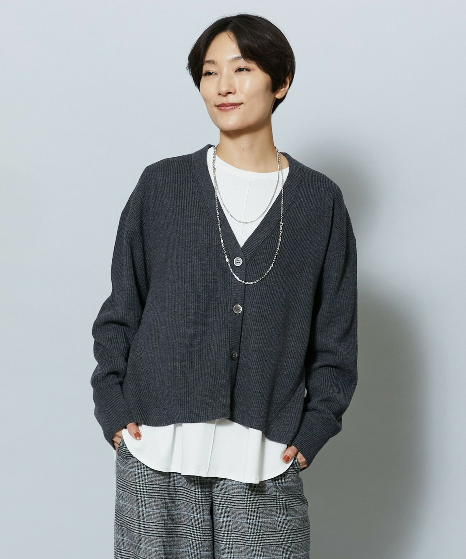【MOGA】WORLD Vネックカーディガン 詳細画像 チャコールグレー 1