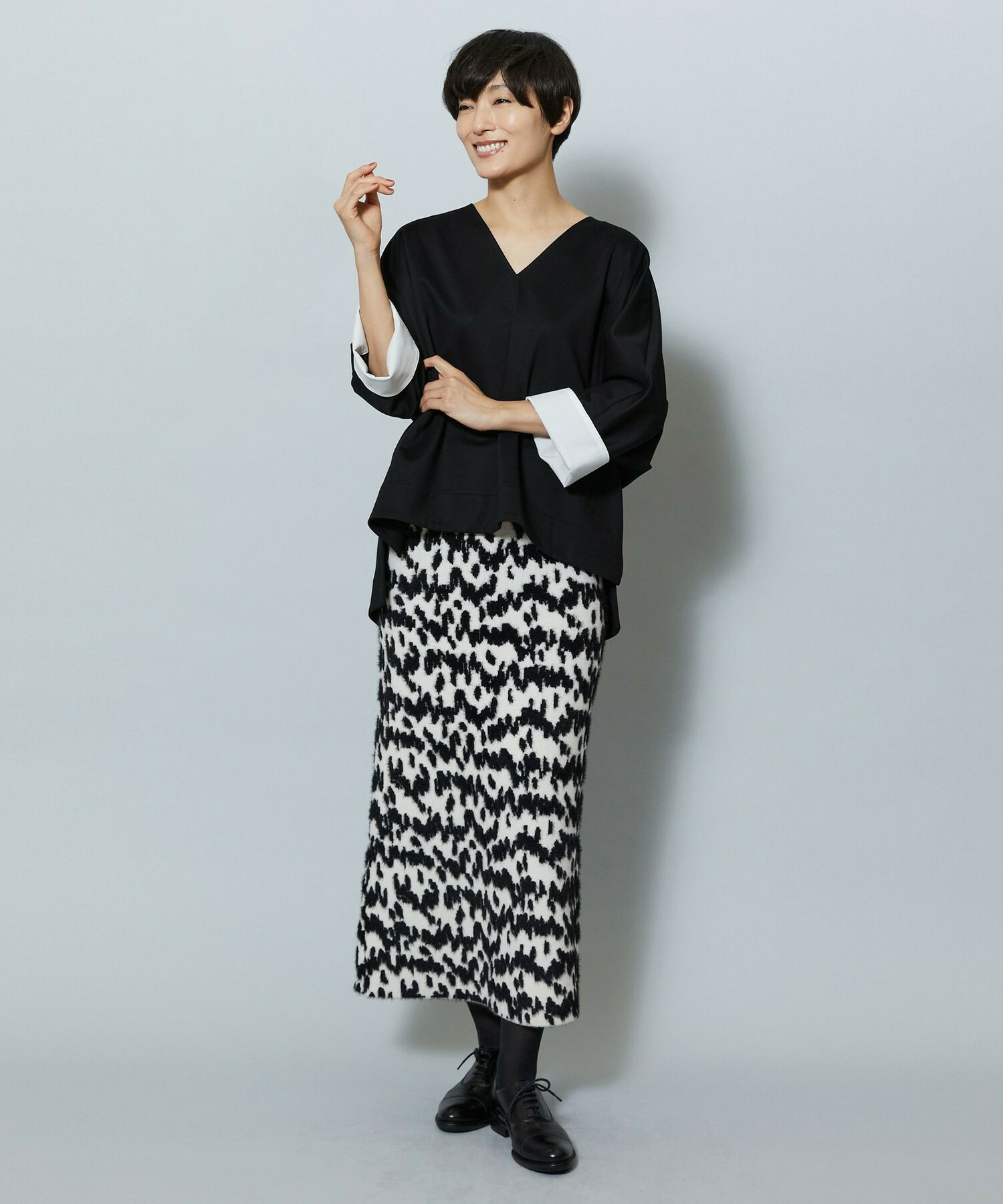 【MOGA】フェザーレオパードニットタイトスカート 詳細画像 サックスブルー 10