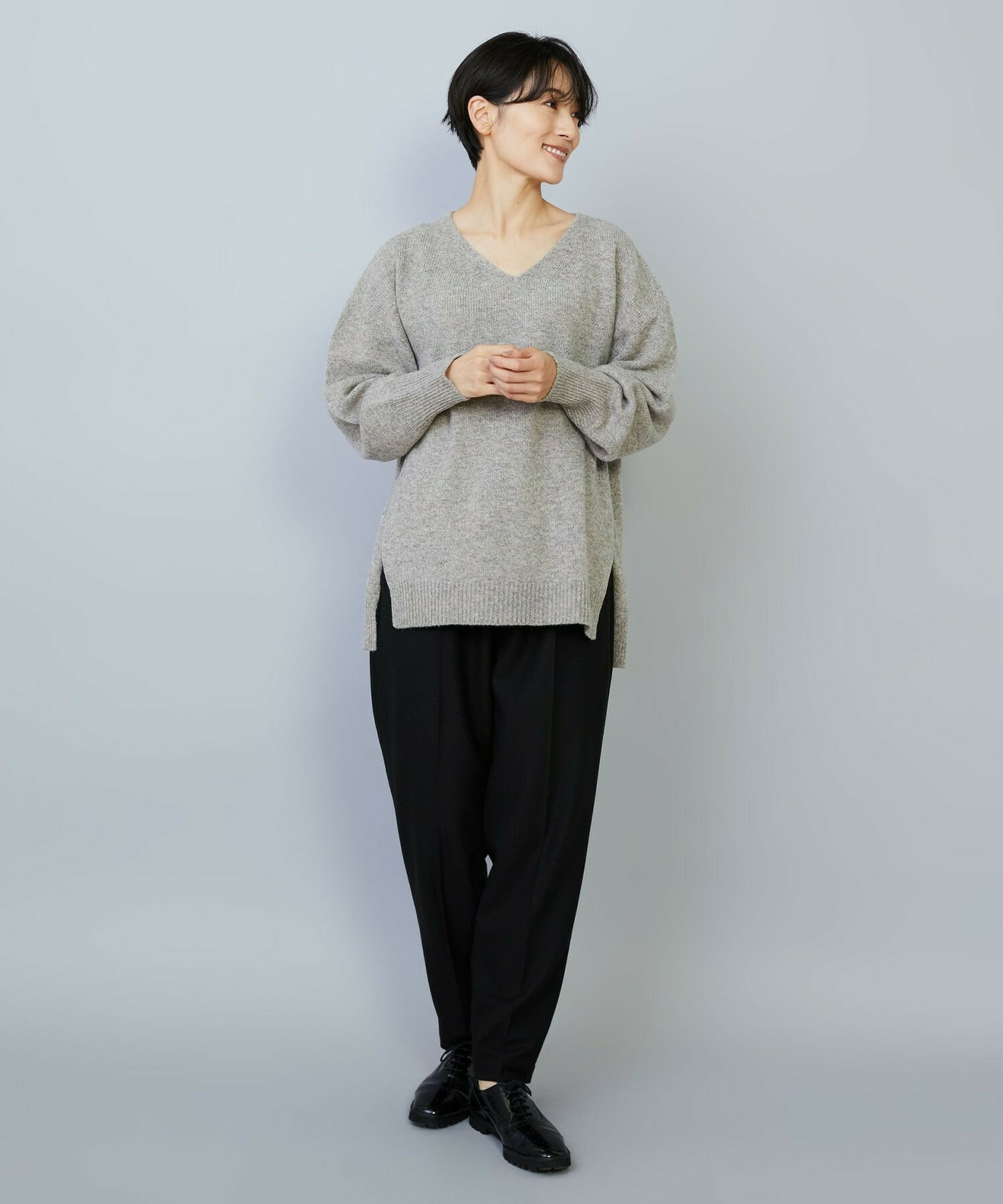 【MOGA】クーマラムカシミヤＶネックニット 詳細画像 グレー系その他 11