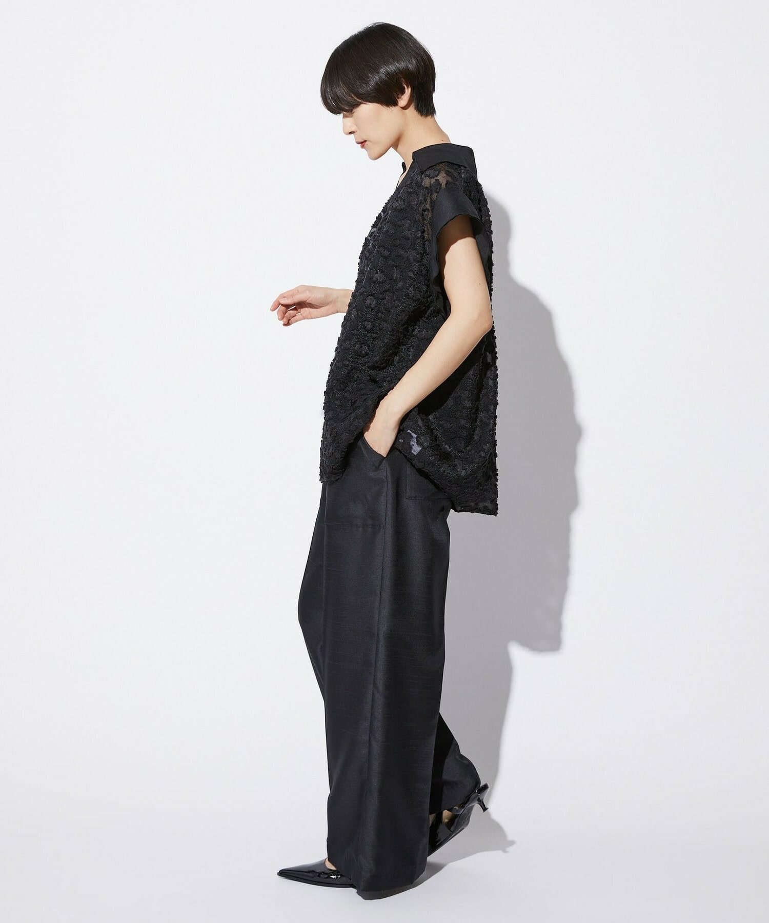 【MOGA Collection】【Lサイズ】MOGA Collection　フラワーカットジャガードブラウス 詳細画像 ブラック 14