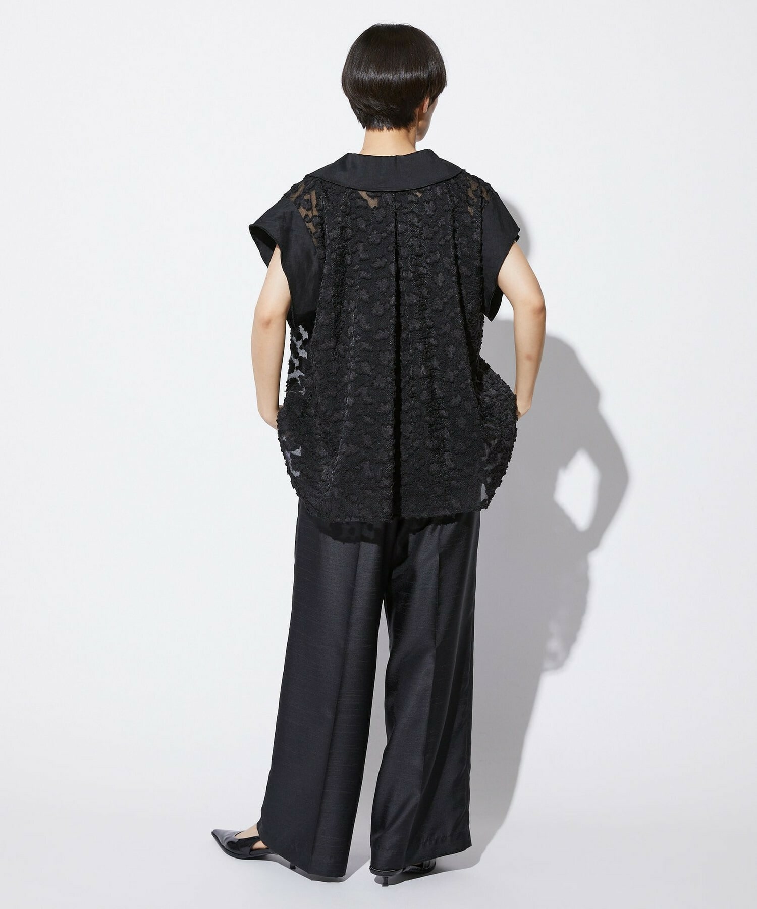 【MOGA Collection】【Lサイズ】MOGA Collection　フラワーカットジャガードブラウス 詳細画像 ブラック 17