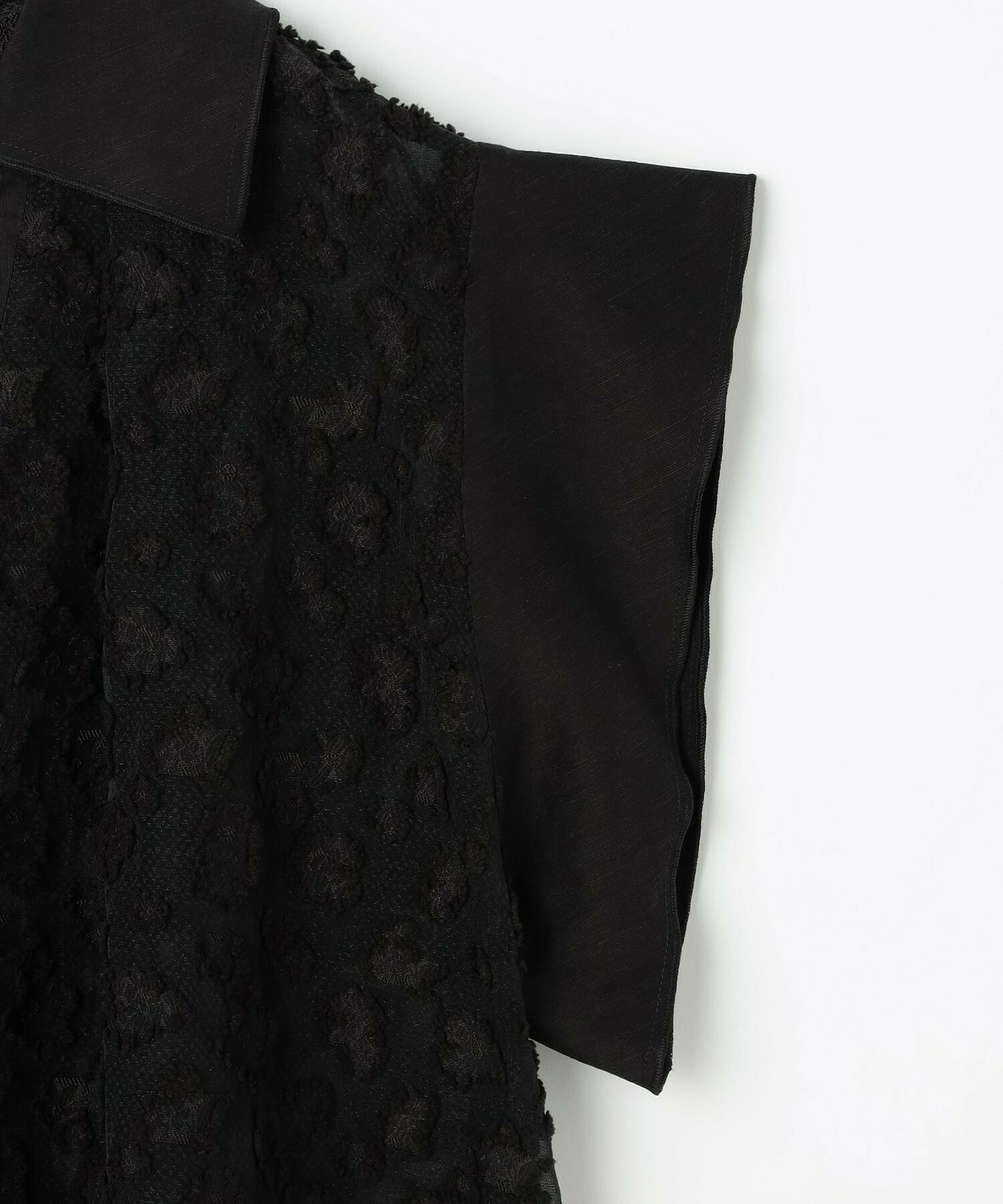 【MOGA Collection】【Lサイズ】MOGA Collection　フラワーカットジャガードブラウス 詳細画像 ブラック 3