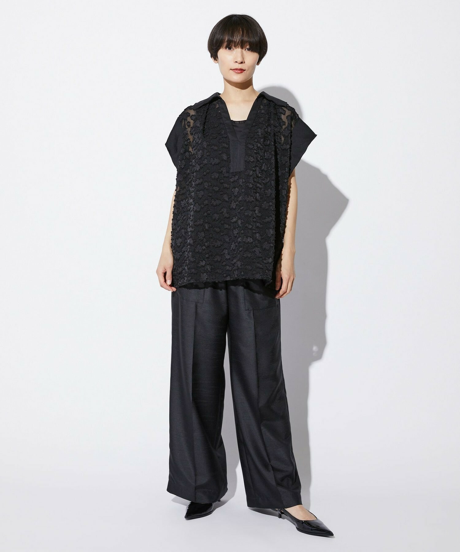 【MOGA Collection】【Lサイズ】MOGA Collection　フラワーカットジャガードブラウス 詳細画像 ブラック 6