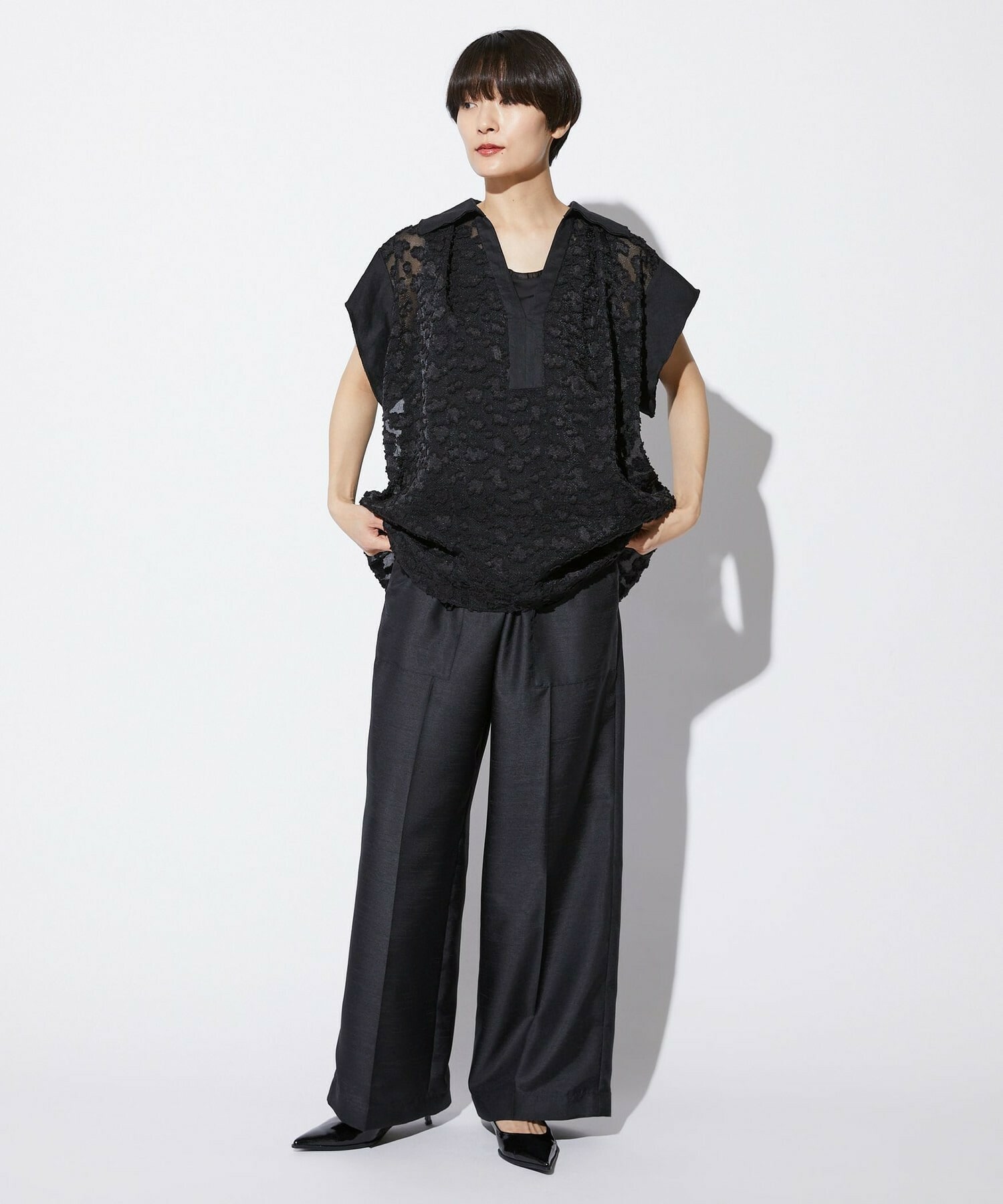 【MOGA Collection】【Lサイズ】MOGA Collection　フラワーカットジャガードブラウス 詳細画像 ブラック 7