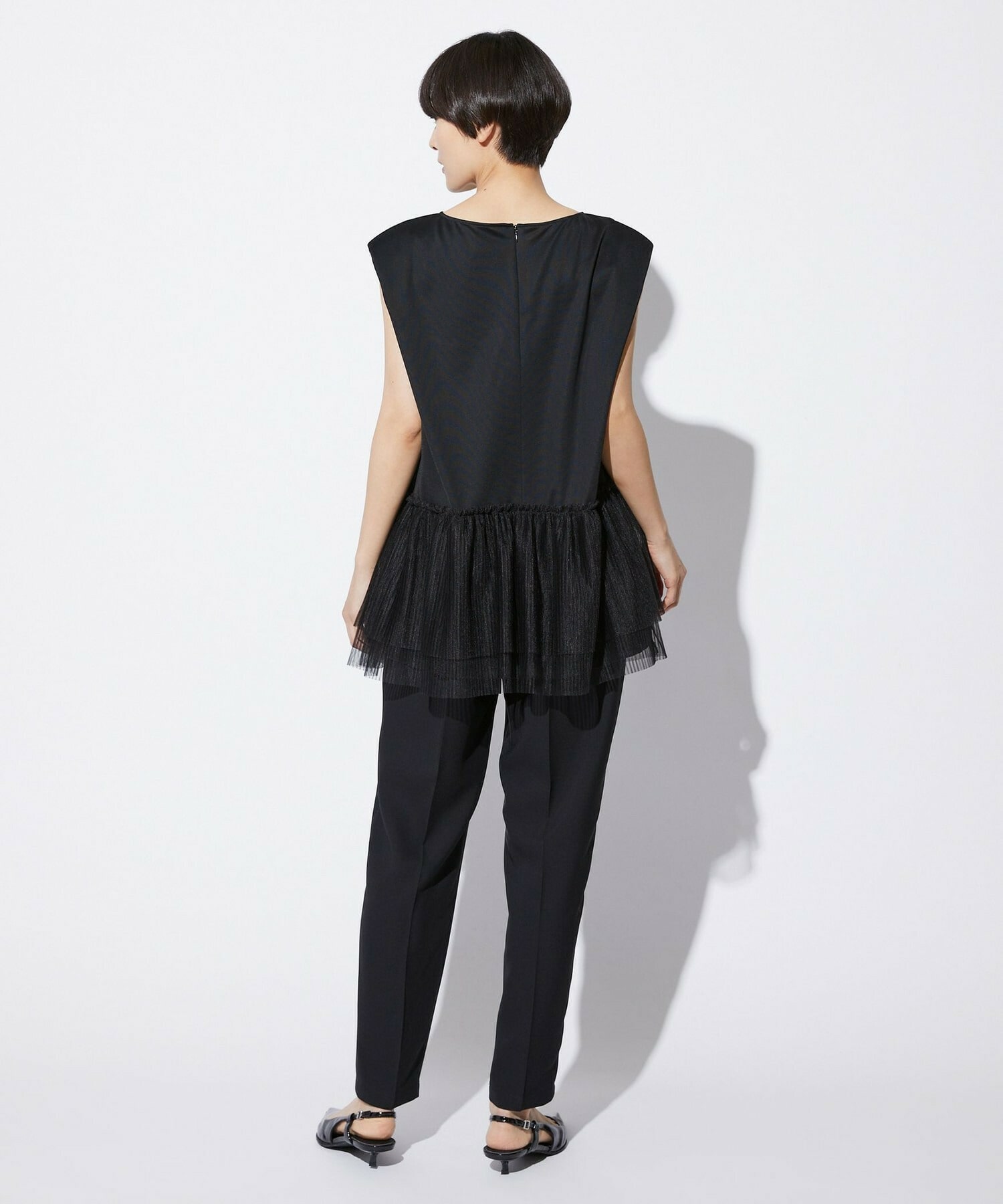 【MOGA Collection】【Lサイズ】MOGA Collection　コンパクトポンチフリルブラウス 詳細画像 ブラック 16