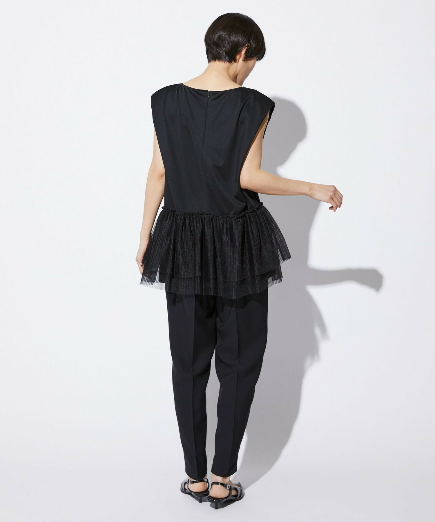 【MOGA Collection】【Lサイズ】MOGA Collection　コンパクトポンチフリルブラウス 詳細画像 ブラック 17