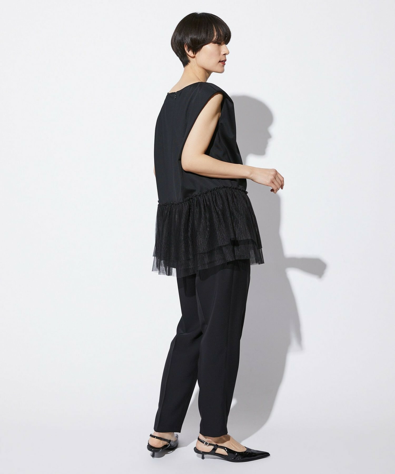 【MOGA Collection】【Lサイズ】MOGA Collection　コンパクトポンチフリルブラウス 詳細画像 ブラック 18