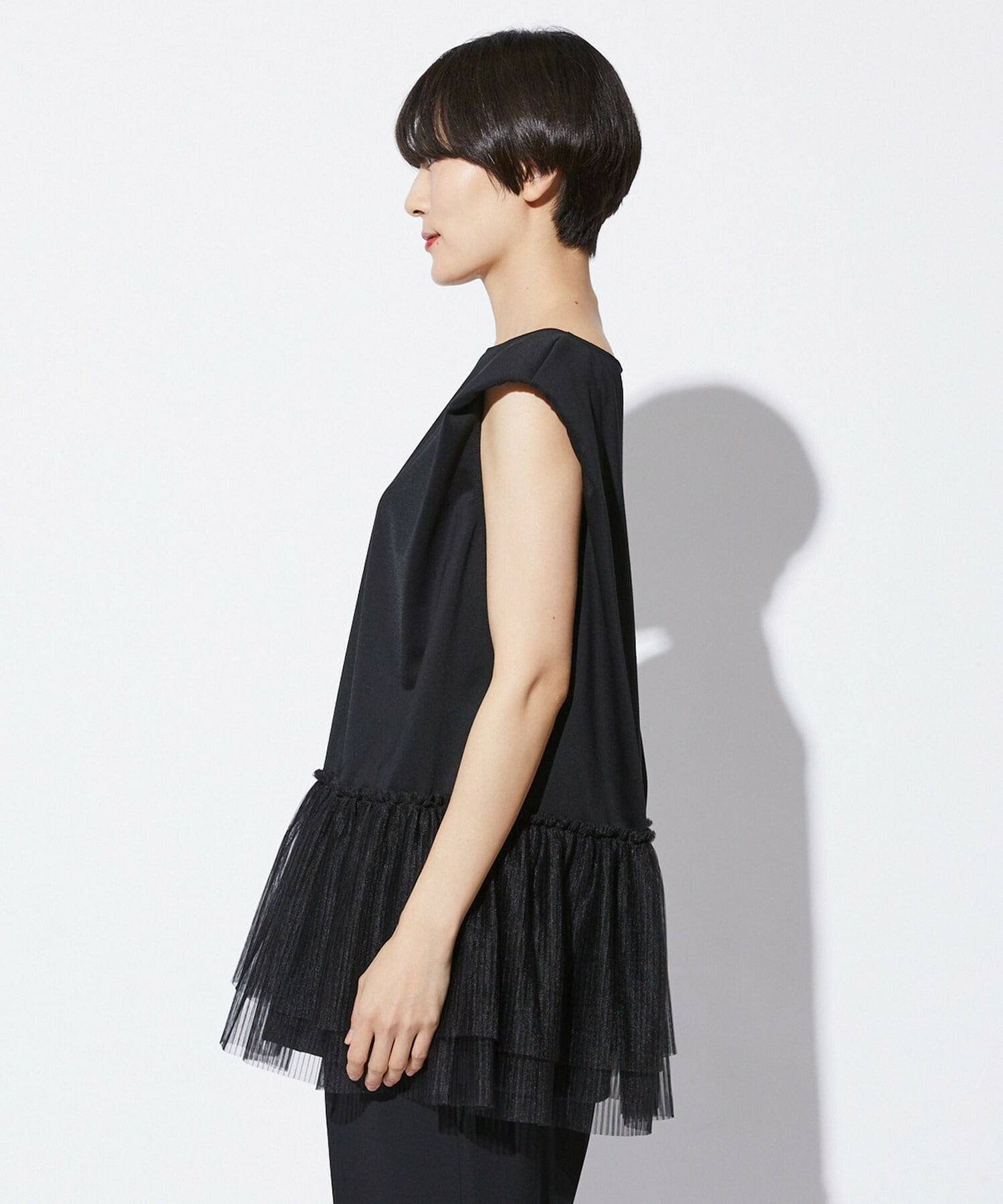 【MOGA Collection】【Lサイズ】MOGA Collection　コンパクトポンチフリルブラウス 詳細画像 ブラック 24