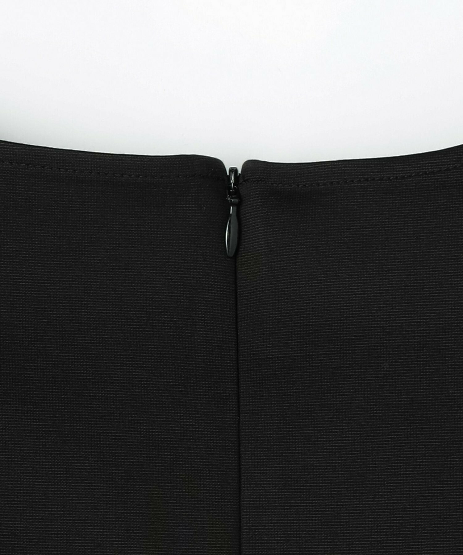 【MOGA Collection】【Lサイズ】MOGA Collection　コンパクトポンチフリルブラウス 詳細画像 ブラック 3