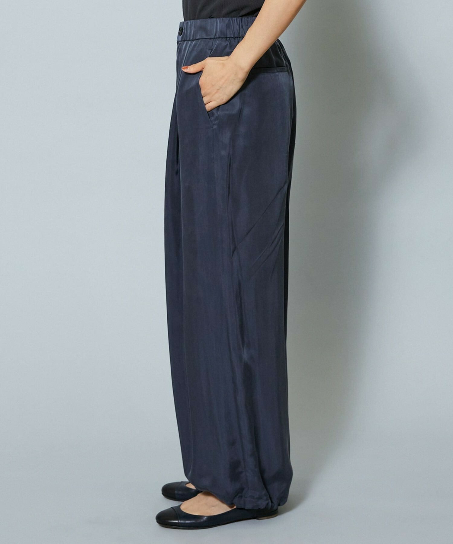 【MOGA】【Lサイズ】パウダリーキュプラパラシュートパンツ 詳細画像 チャコールグレー 25