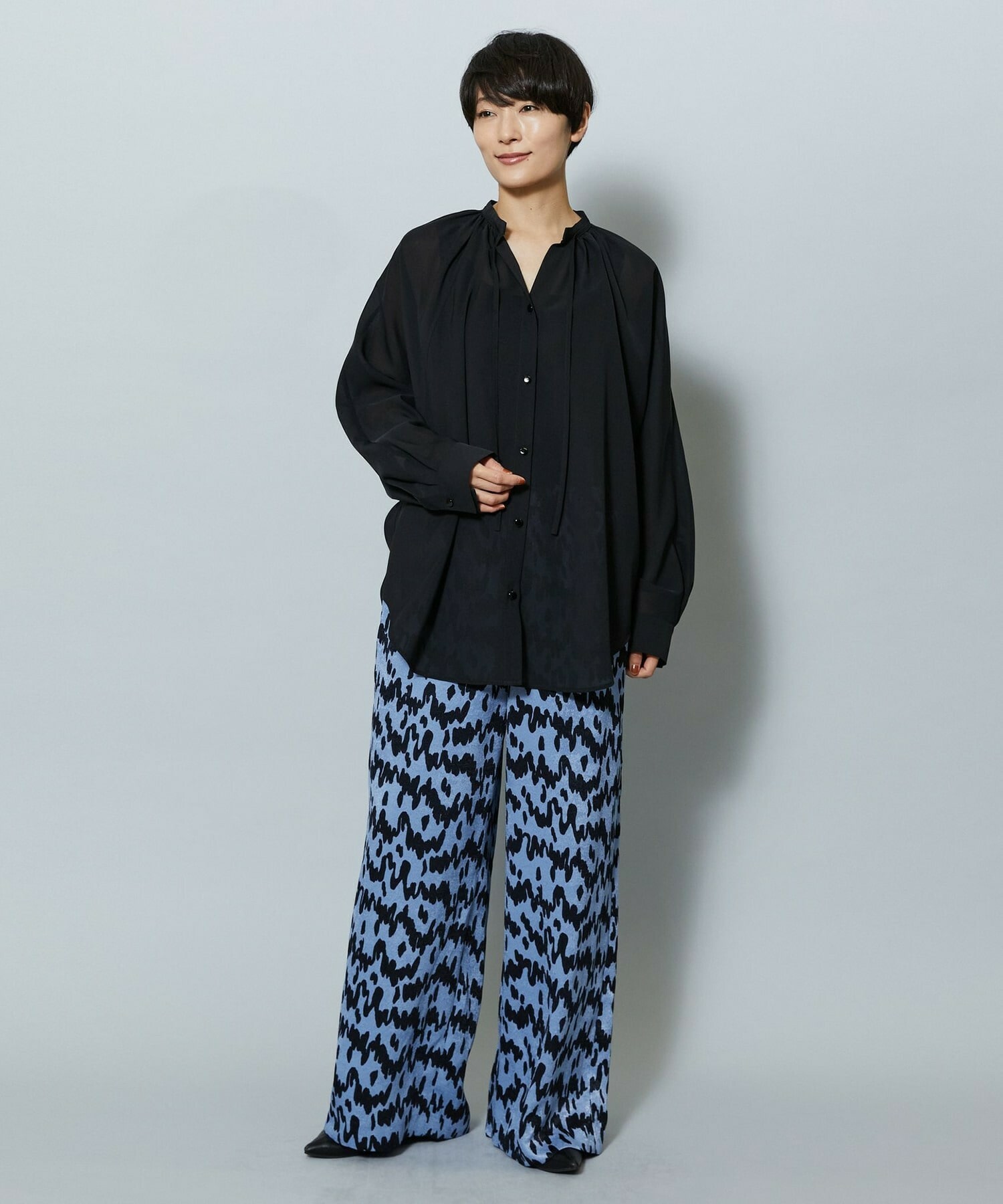 NOBLE シボサテンレイヤースリーブブラウス　ブラック　未使用 シボサテンレイヤースリーブブラウス（シャツ/ブラウス）｜NOBLE