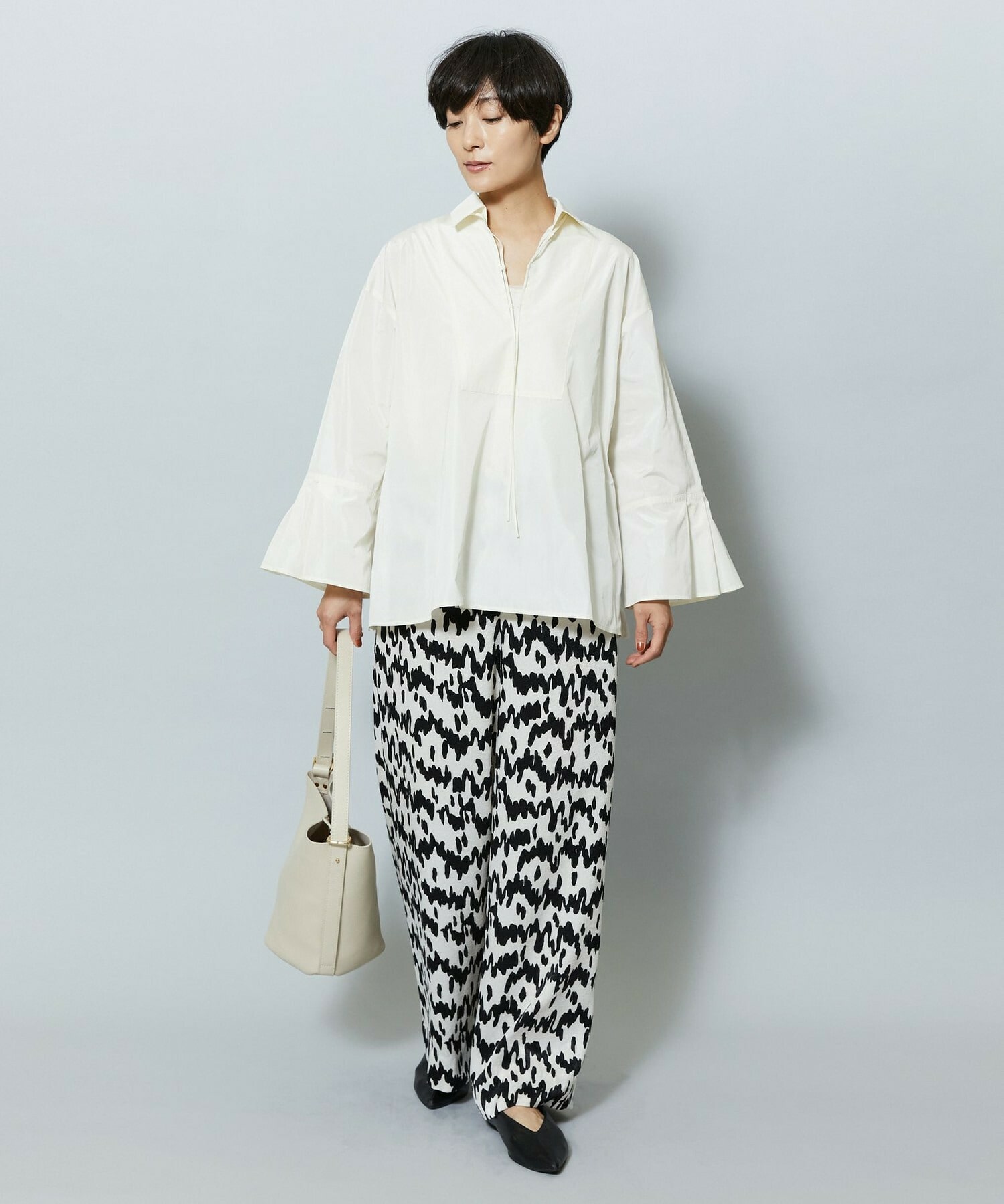 【MOGA】【Lサイズ】メモリーマイクロタフタプルオーバーシャツ 詳細画像 アイボリー 16