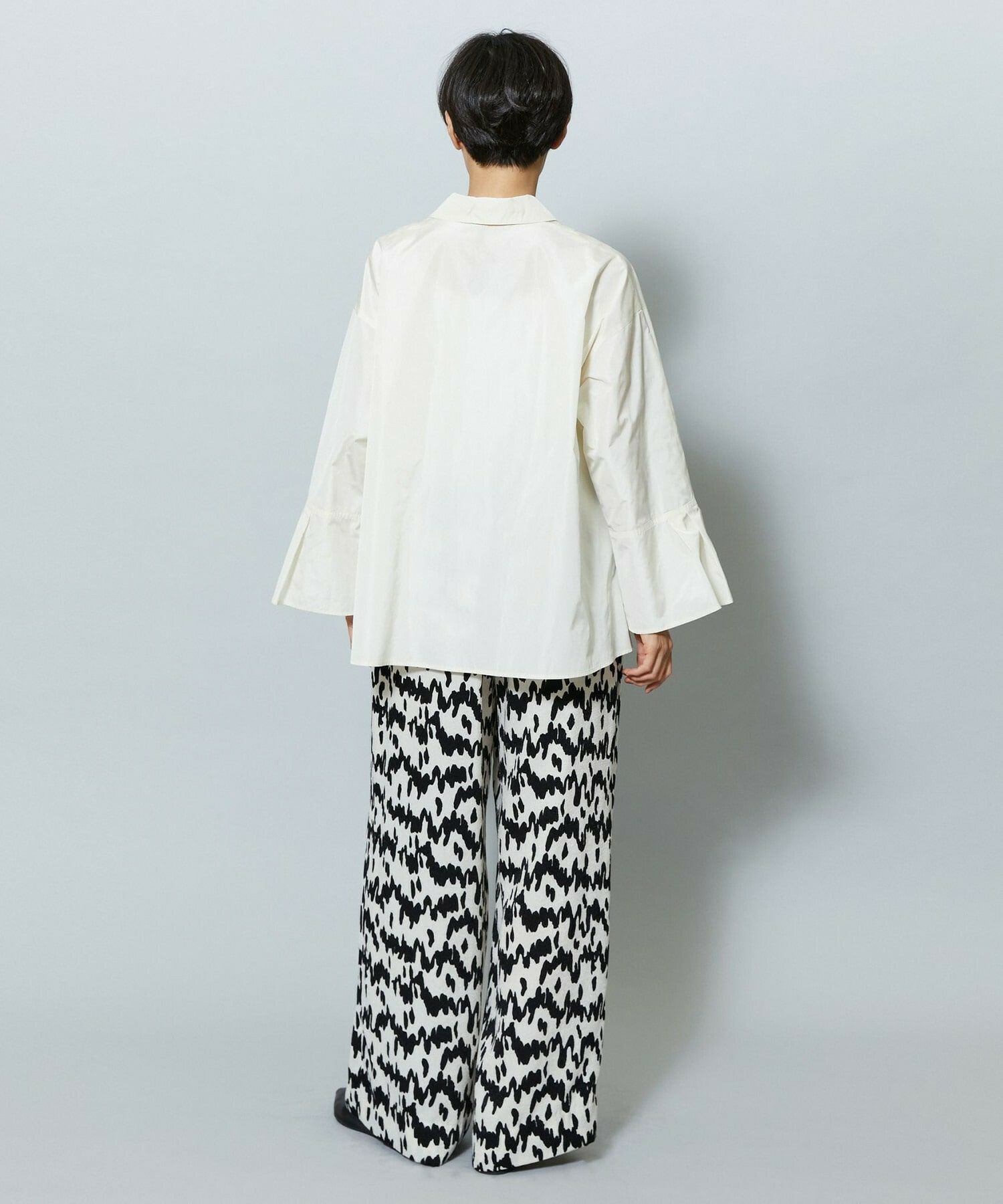 【MOGA】【Lサイズ】メモリーマイクロタフタプルオーバーシャツ 詳細画像 アイボリー 24