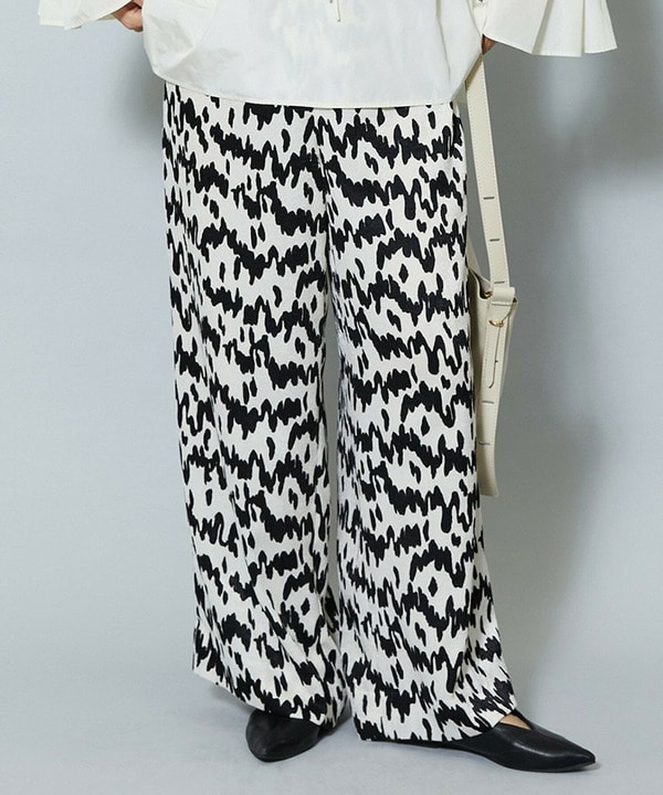 【Lサイズ】ベルベットサテンハンドドローイングプリントパンツ 詳細画像 オフホワイト 2