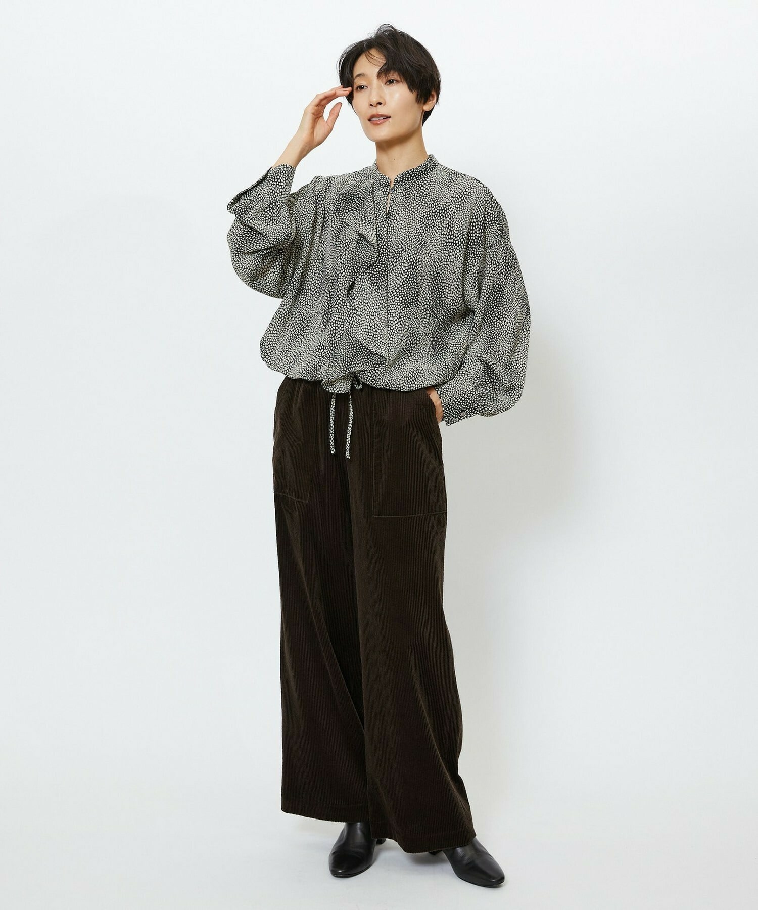 【feerique】【Lサイズ】feerique ジョーゼットプリントフリルブラウス 詳細画像 ブラック系その他 12