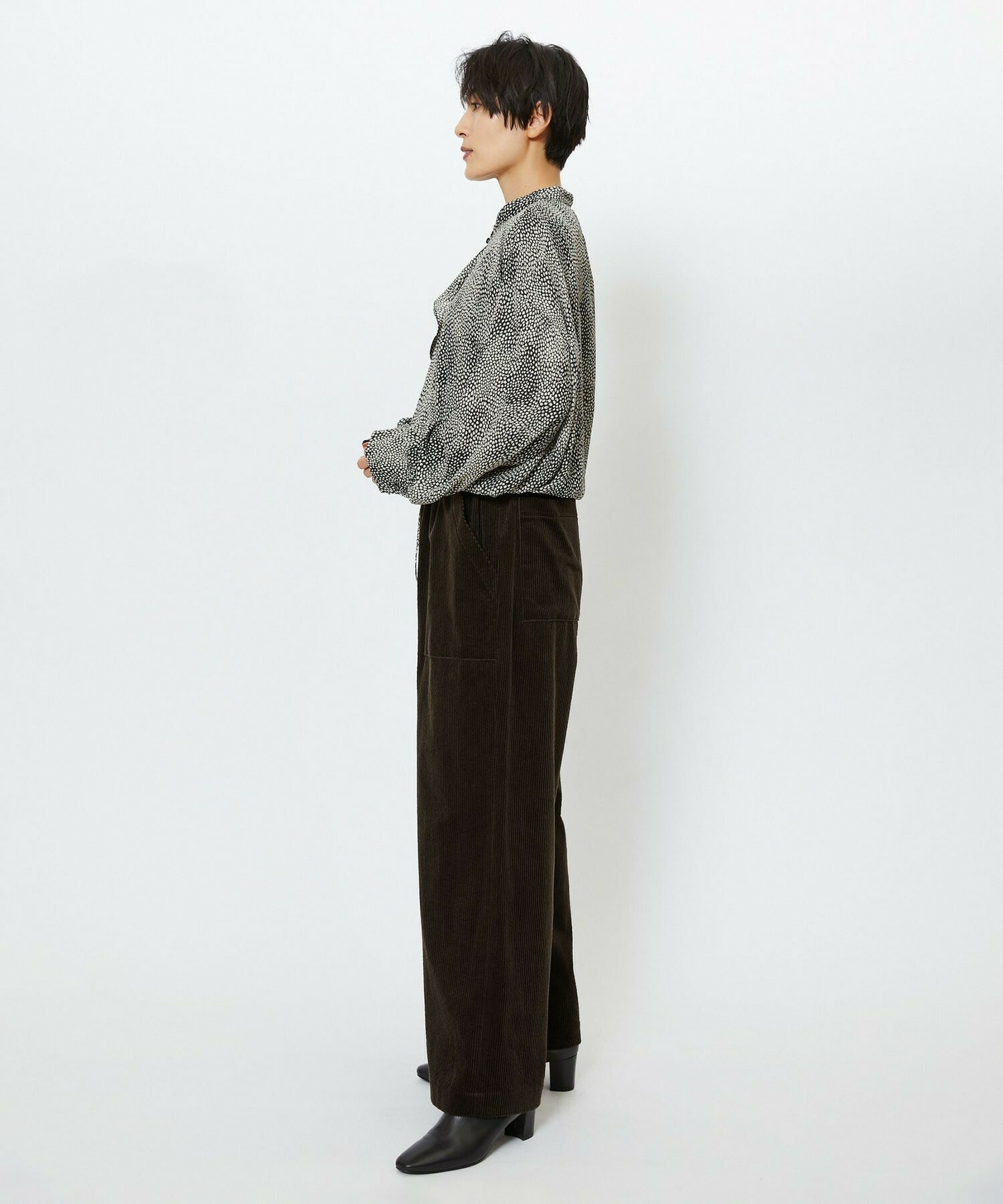 【feerique】【Lサイズ】feerique ジョーゼットプリントフリルブラウス 詳細画像 ブラック系その他 17