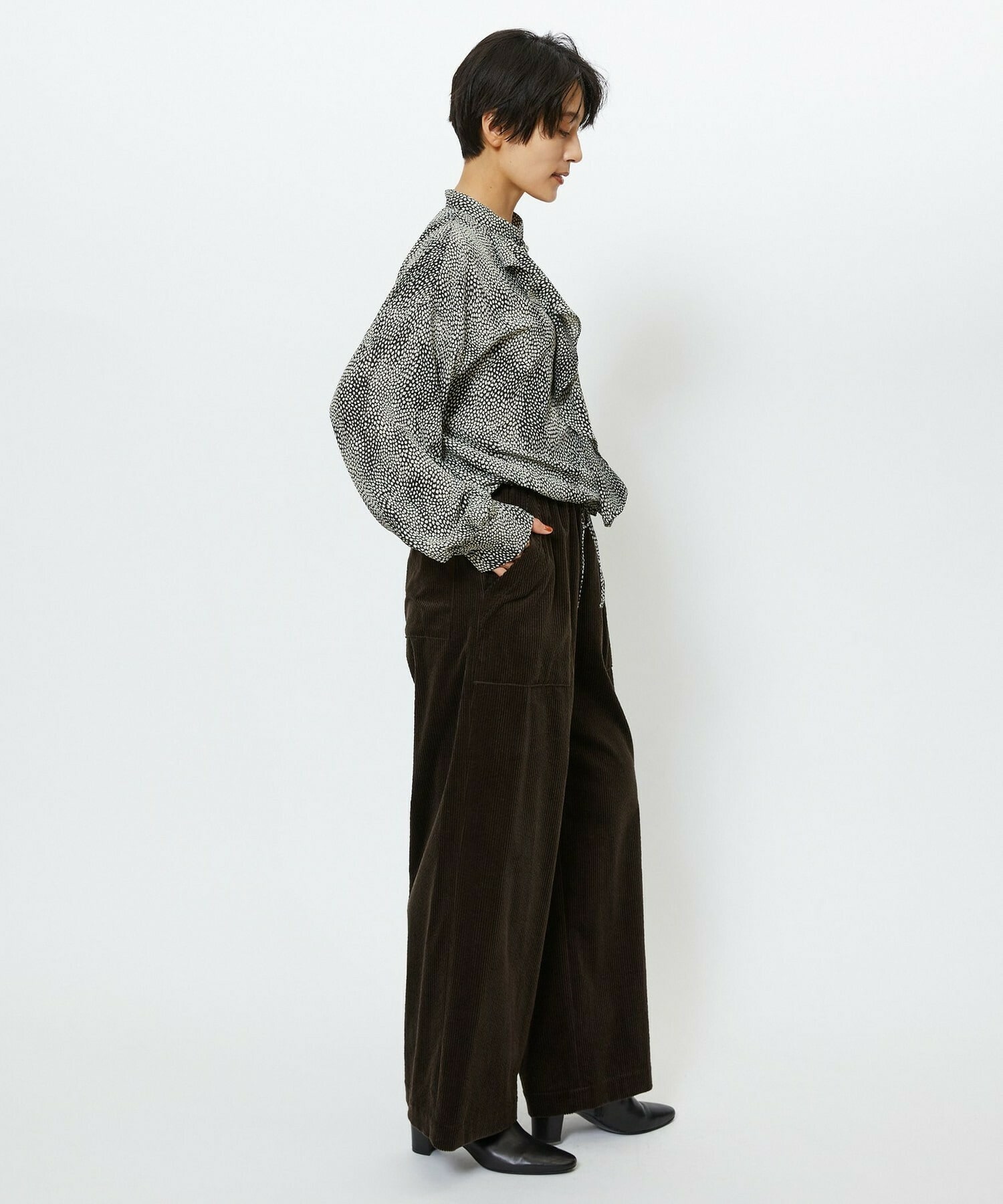 【feerique】【Lサイズ】feerique ジョーゼットプリントフリルブラウス 詳細画像 ブラック系その他 20