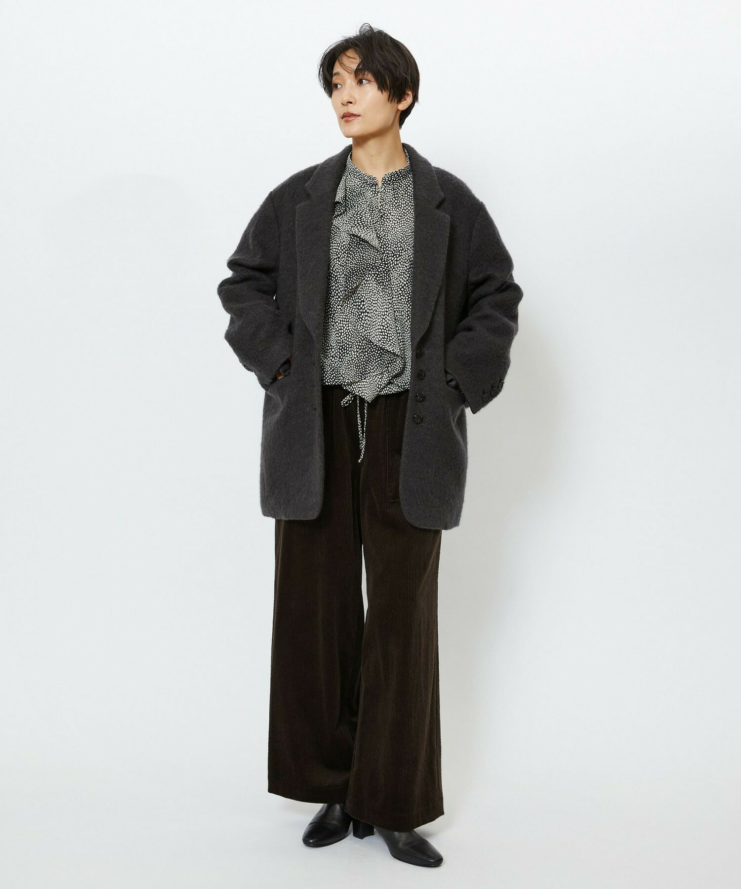 【feerique】【Lサイズ】feerique ジョーゼットプリントフリルブラウス 詳細画像 ブラック系その他 8