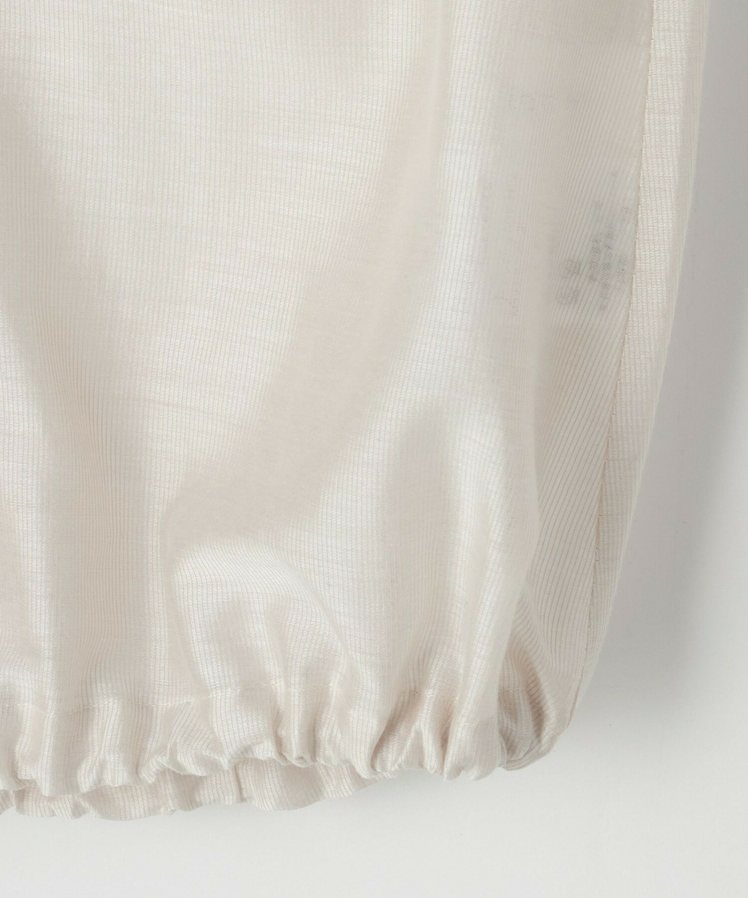 【feerique】【Lサイズ】feerique シアーカールマイヤーフリルブラウス 詳細画像 オフホワイト 3