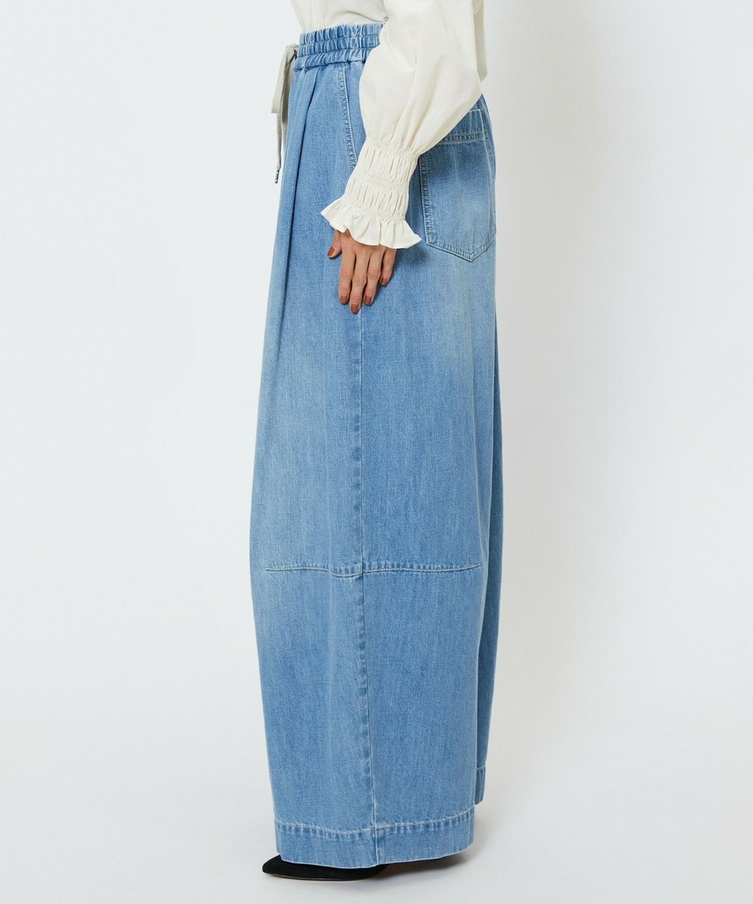 【feerique】【Lサイズ】feerique　デニムコクーンシルエットワイドパンツ 詳細画像 ブルー 25